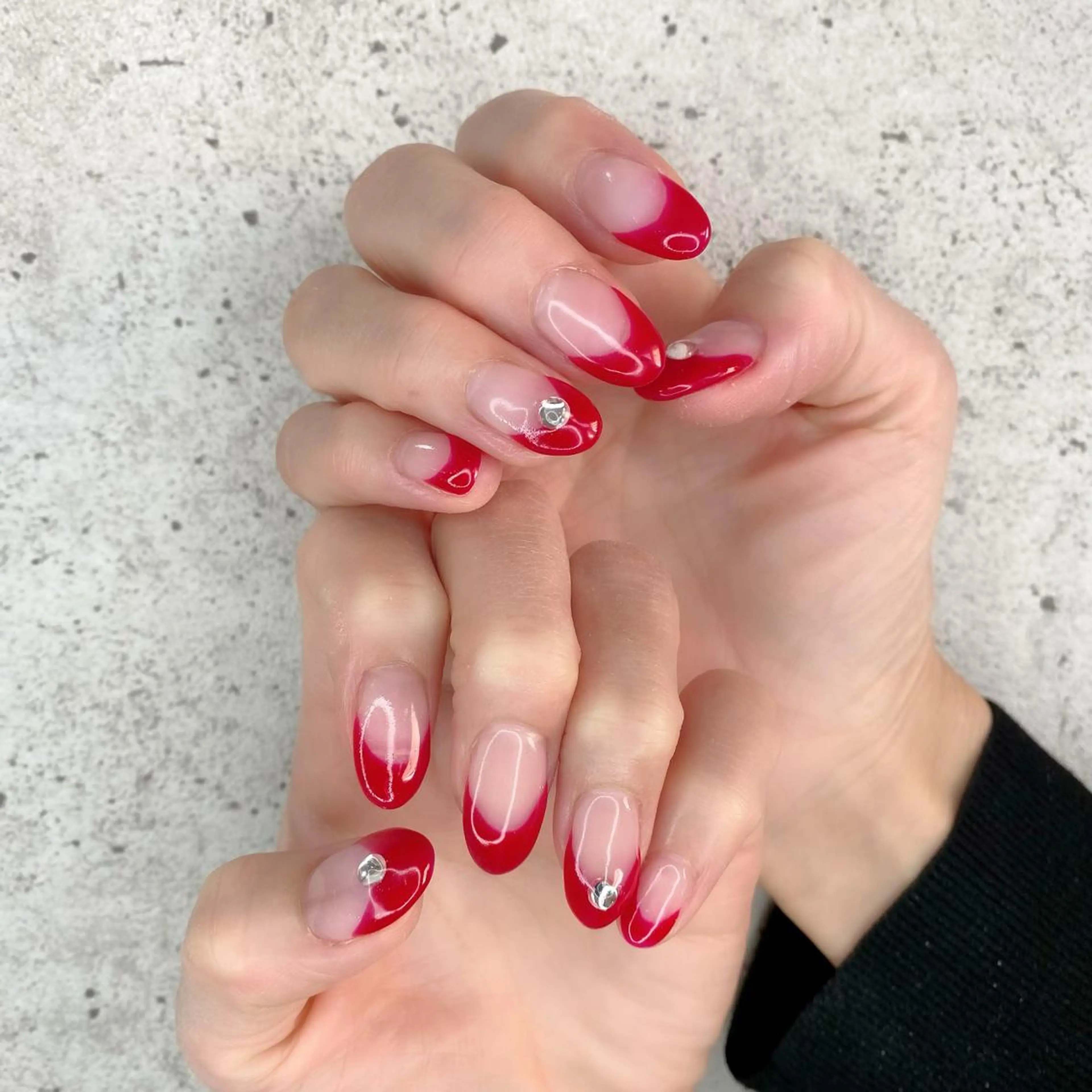 セミロング カラー パーマ ヘアアレンジ メンズ キッズ ネイル マツエク・マツパ フレンチネイル 赤色 Salon Ｋのネイルデザイン