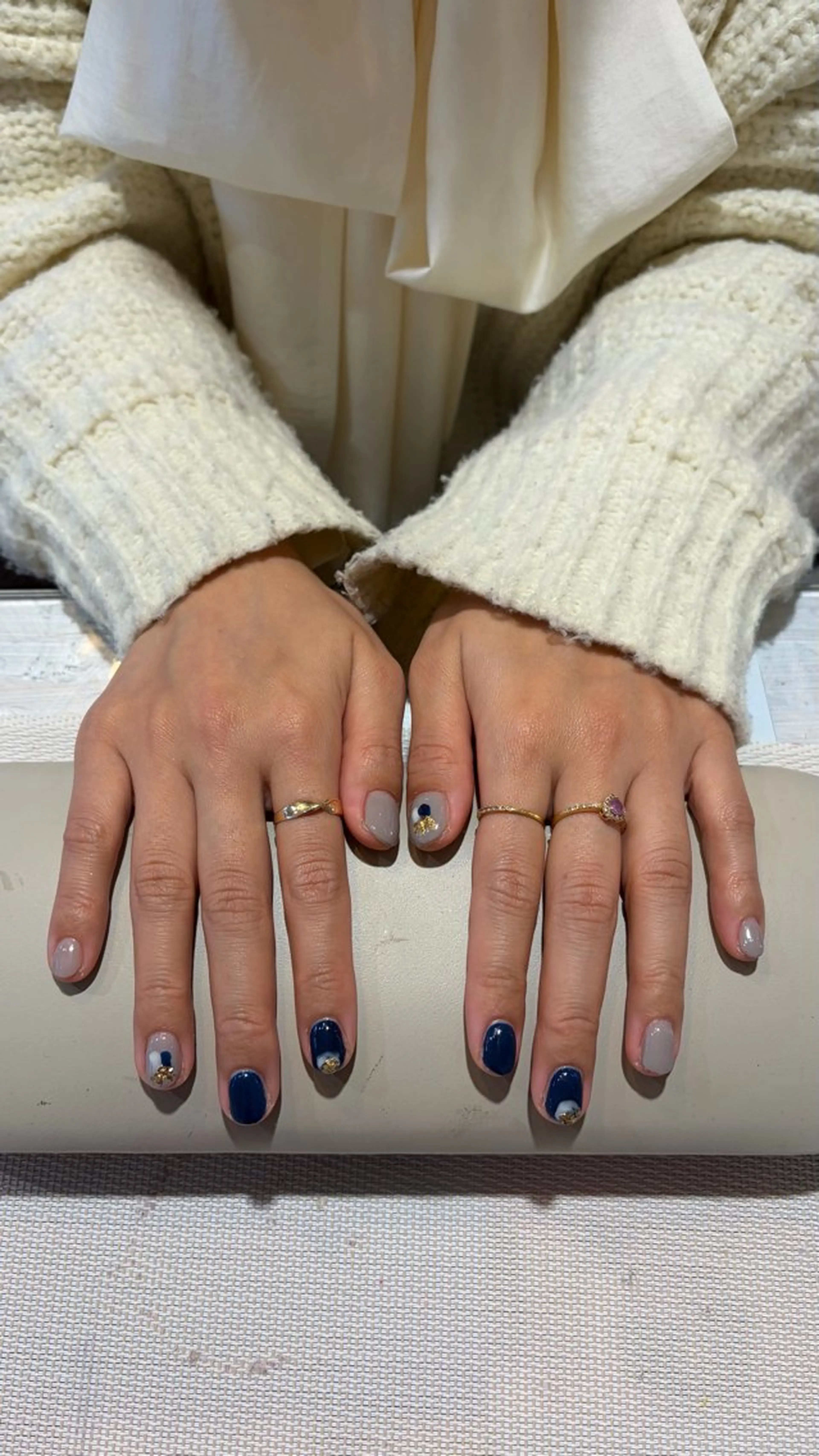 ネイル ハンドネイル 菅野 由莉菜のヘアスタイル