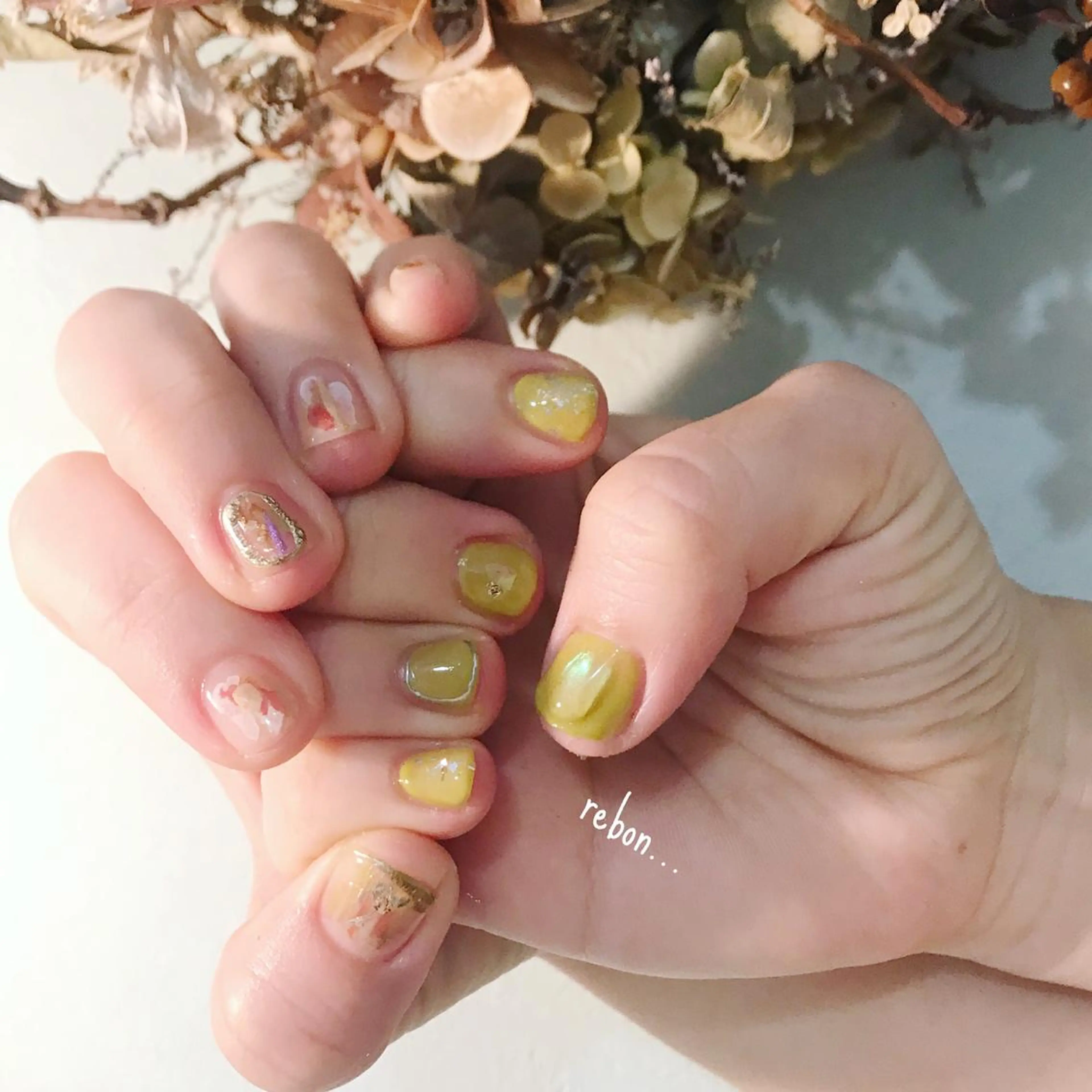 ネイル ハンドネイル フットネイル rebon＊ natsukiのネイルデザイン
