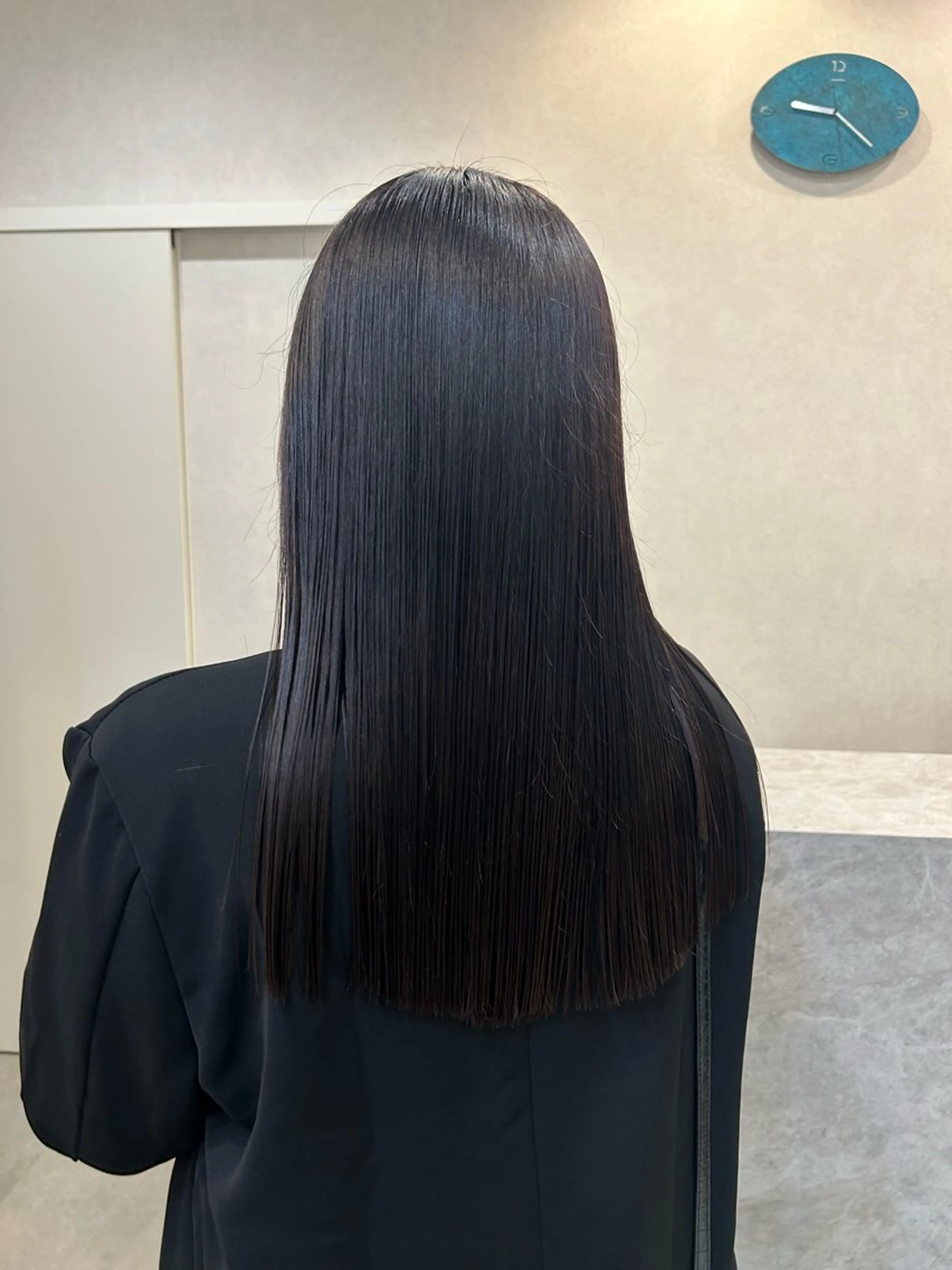 ロング 山元 くるみのヘアスタイル