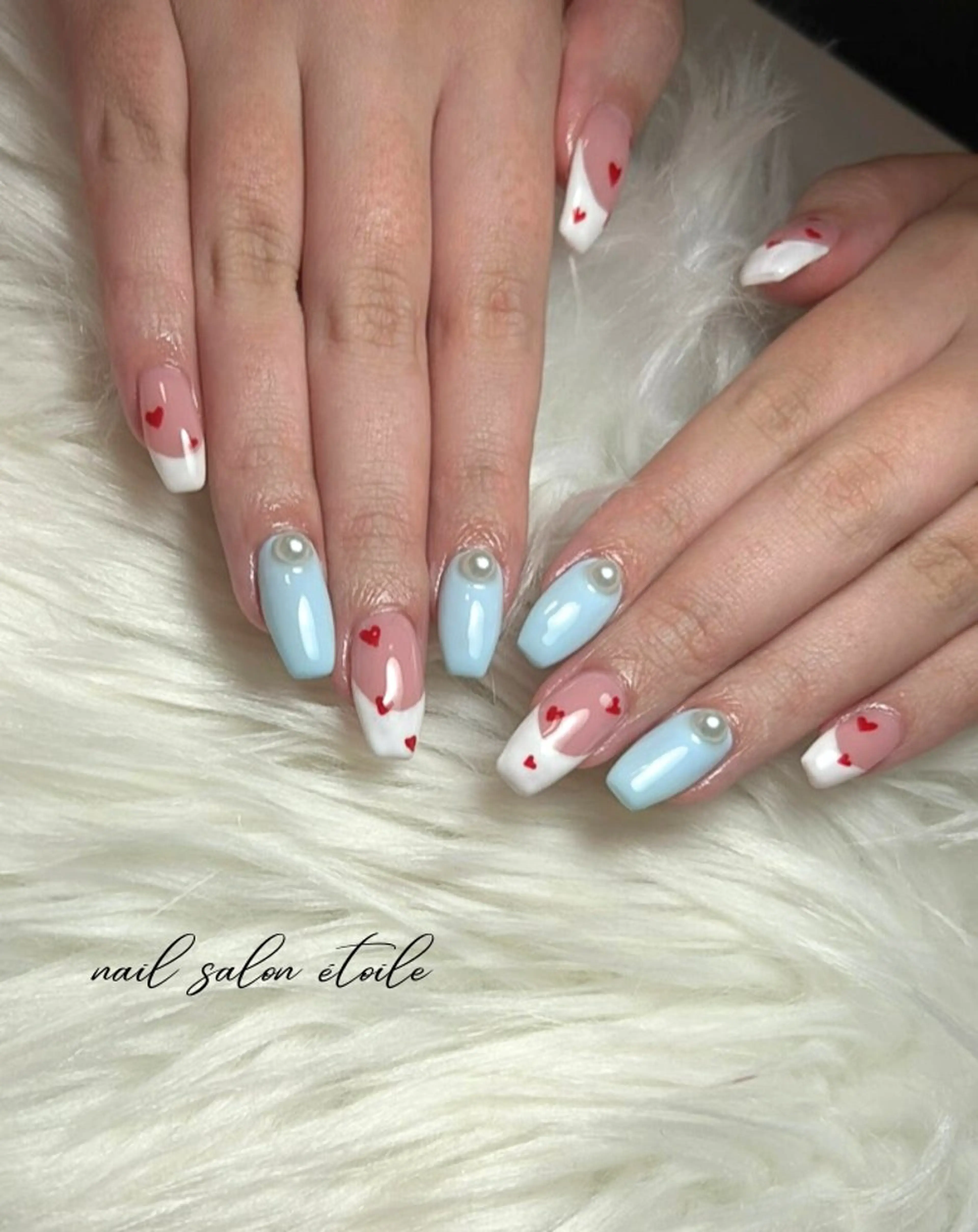 ネイル フレンチネイル ハート 水色 ロングネイル ハンドネイル nail salon étoileのネイルデザイン