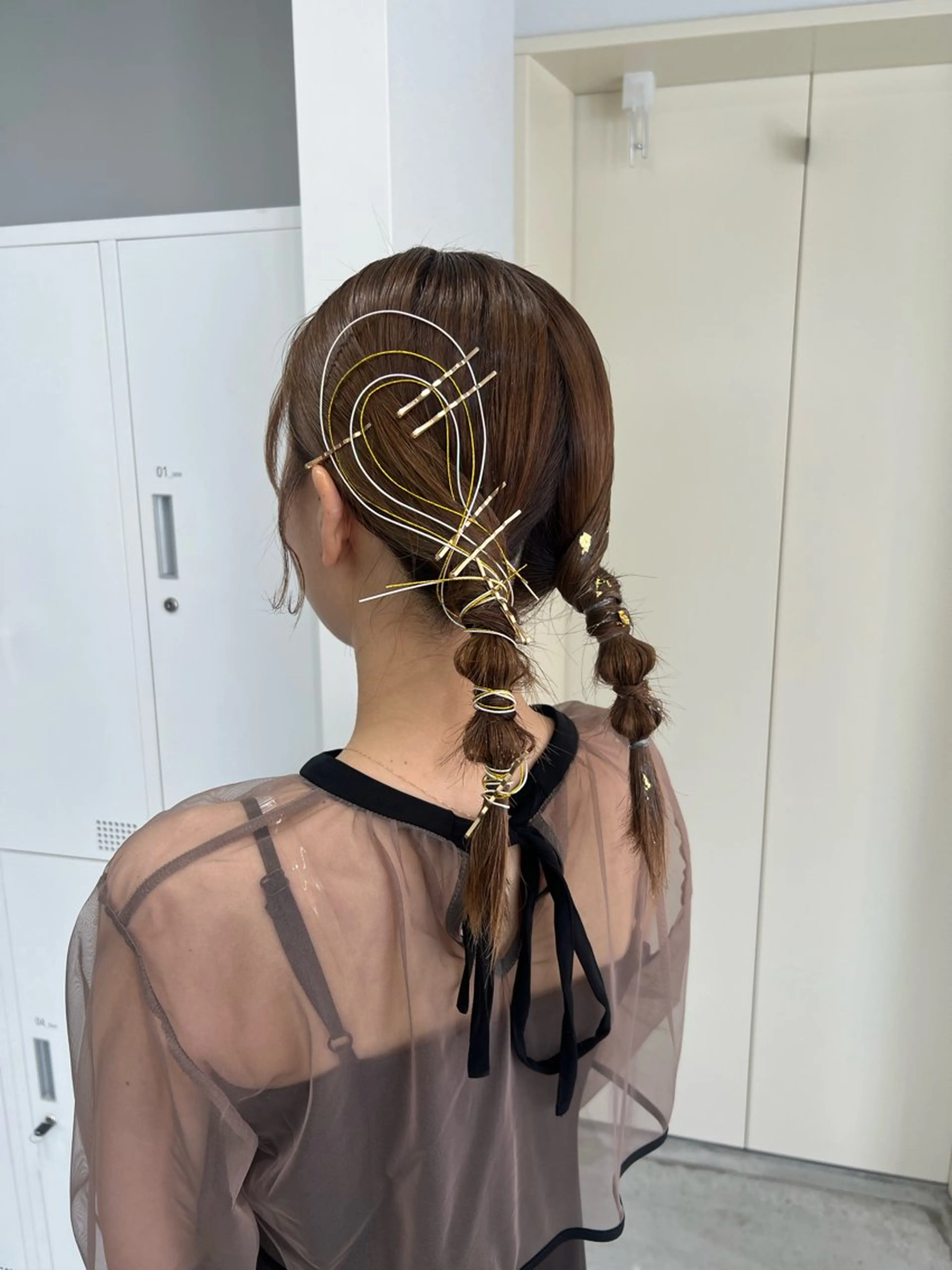 ミディアム ヘアセット maya レイヤーカットのヘアスタイル