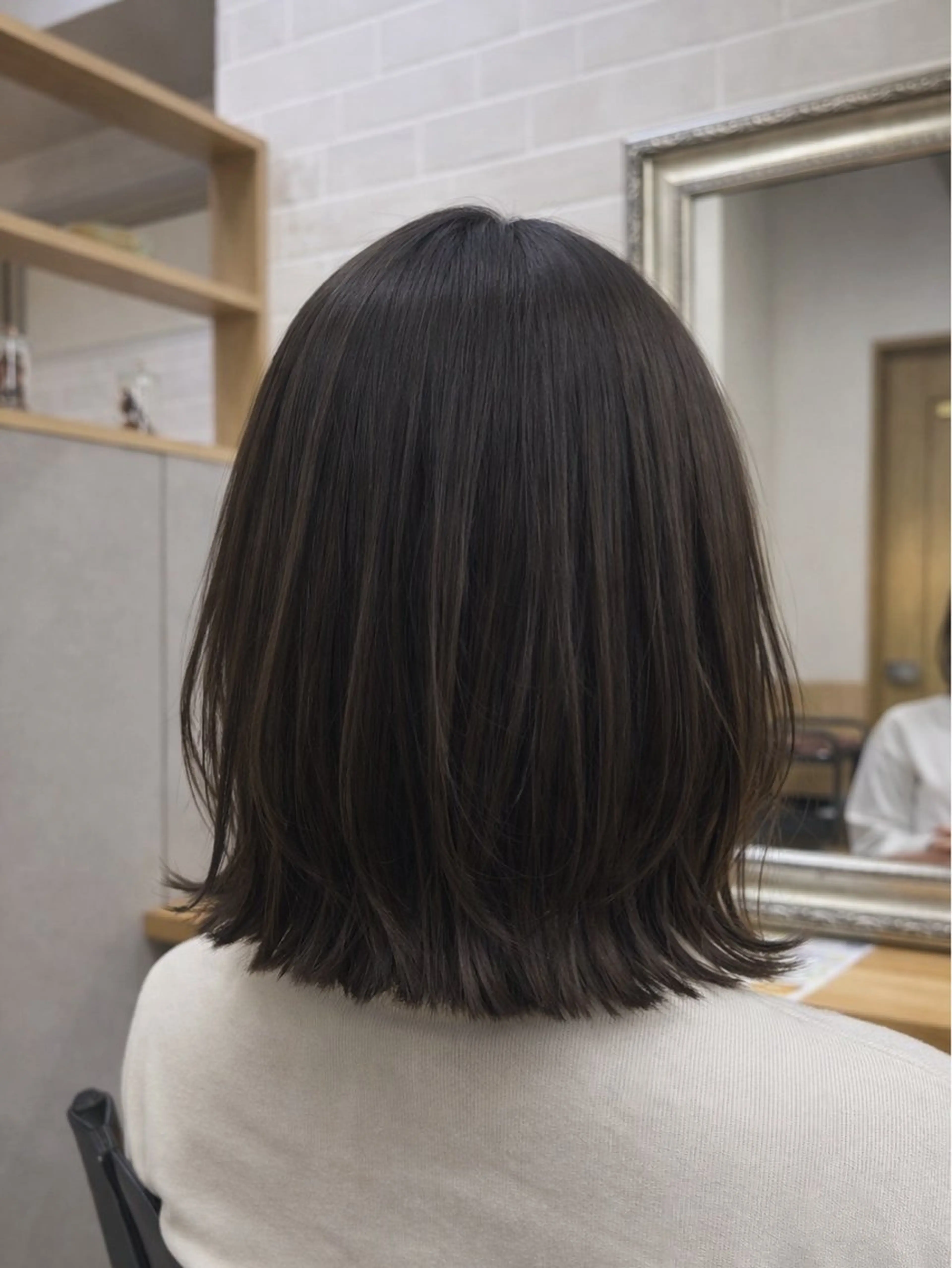 ミディアム ボブ 伸ばしかけ レイヤーカット 垢抜け美容師✨/ えばらひではるのヘアスタイル