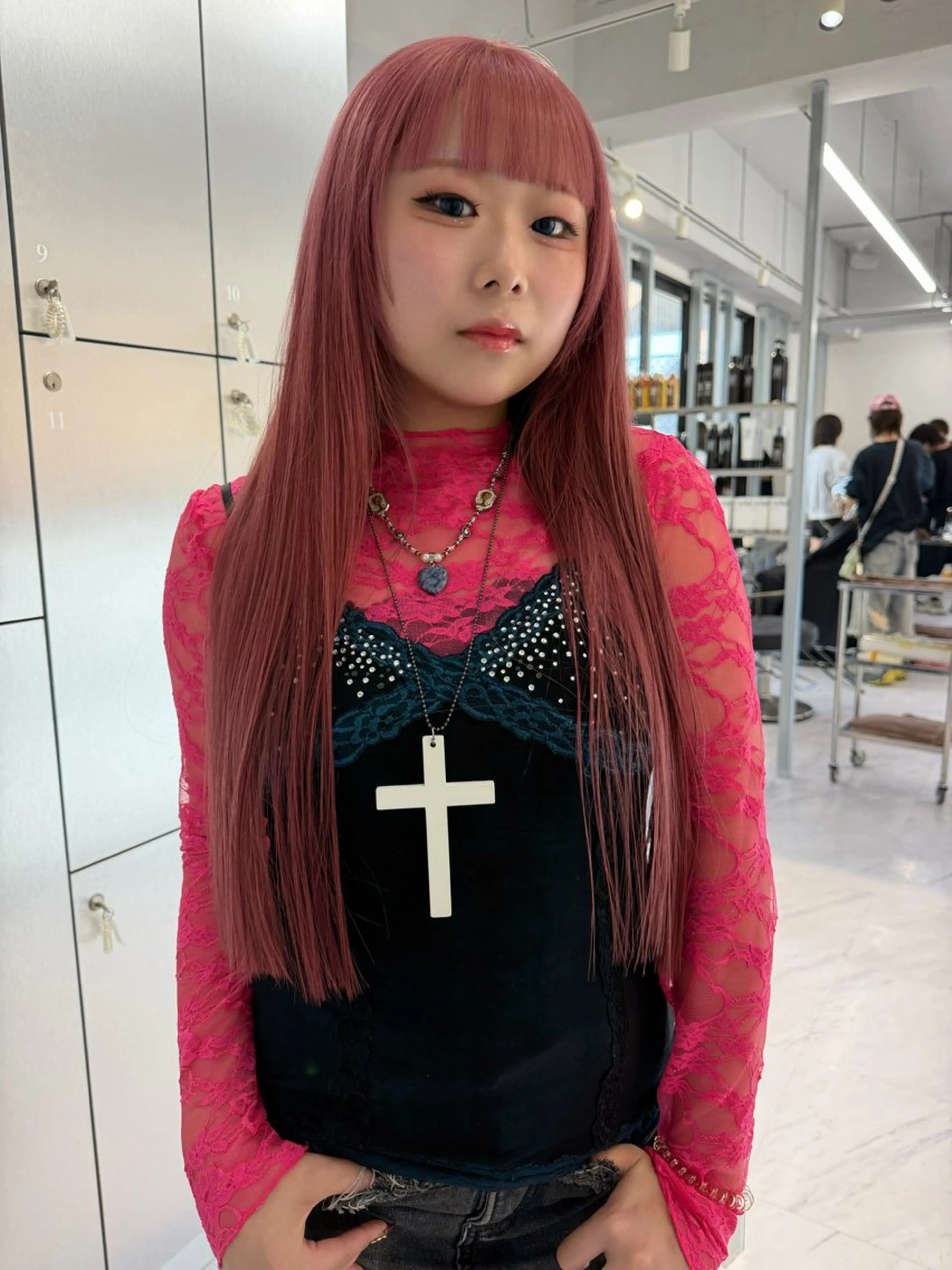 ロング カラー ベージュカラー ブリーチ ケアブリーチ デザインカラー ダブルカラー ヘアカラー トリートメント TATSUブリーチ/ ミルクティーベージュのヘアスタイル