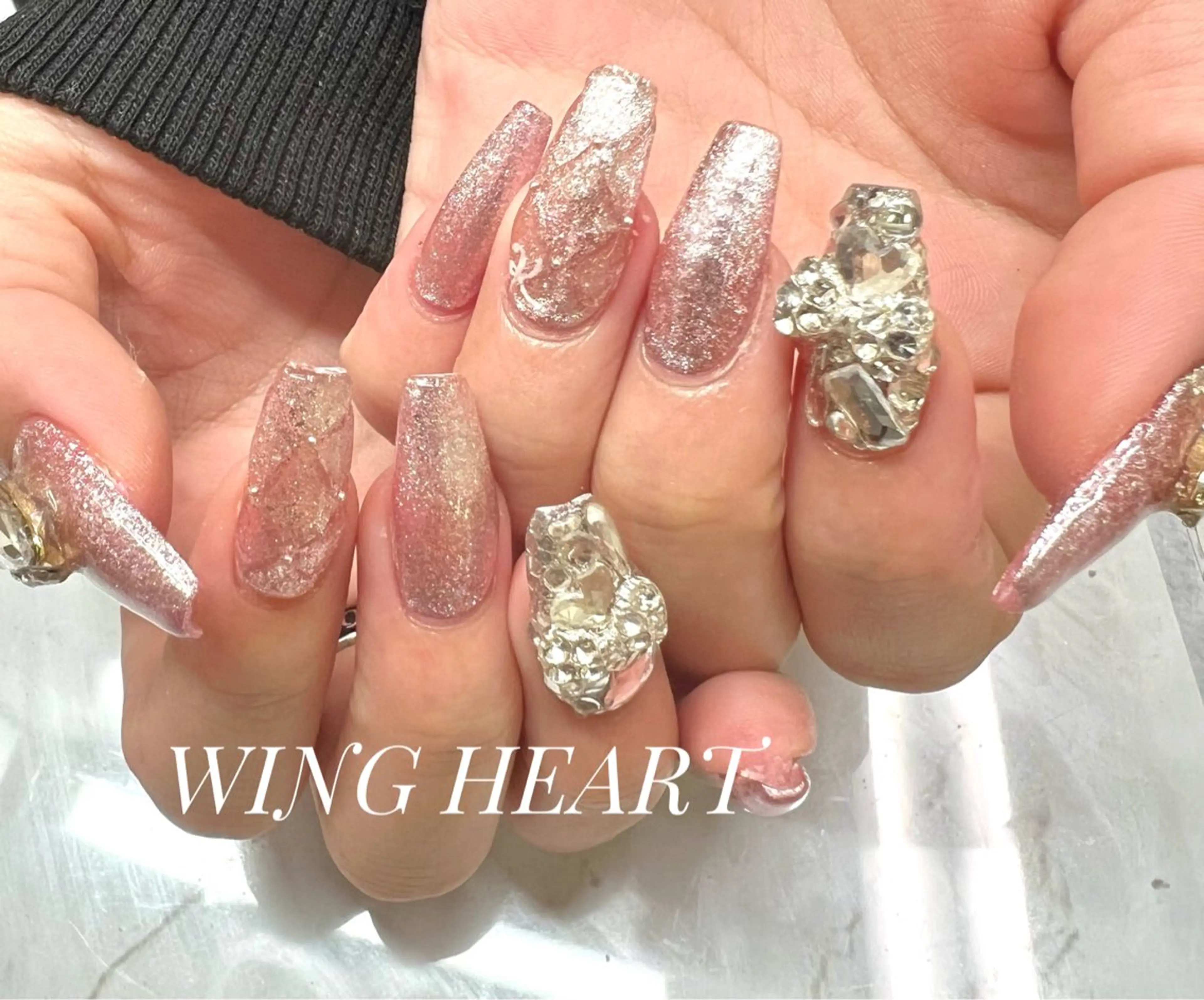 ネイル I. AYUMIのネイルデザイン