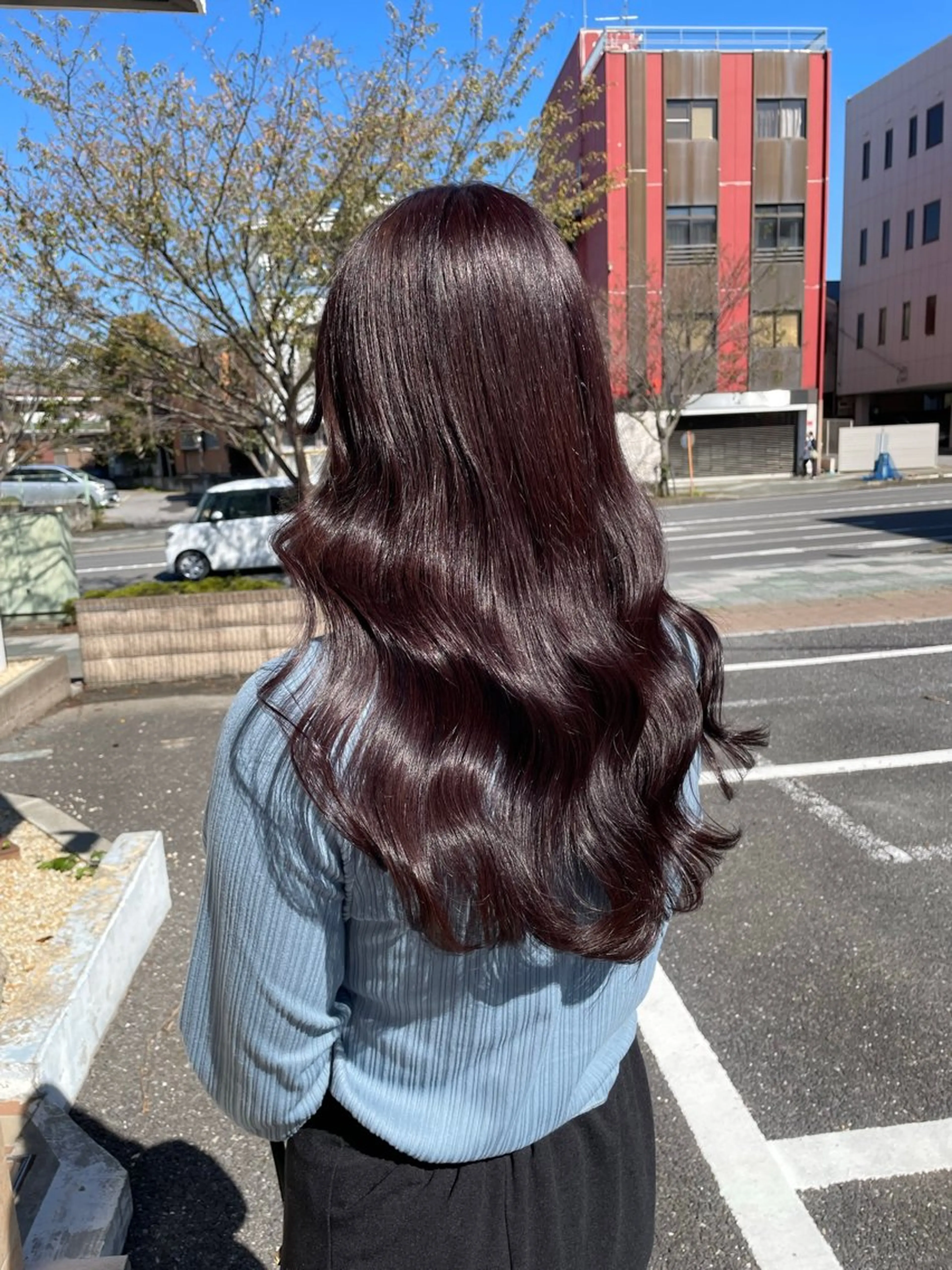 ロング カラー ブリーチ ブリーチなしカラー ヘアカラー moe🥣ﾚﾃﾞｨｰ ｽ特化/透明感ｶﾗｰのヘアスタイル