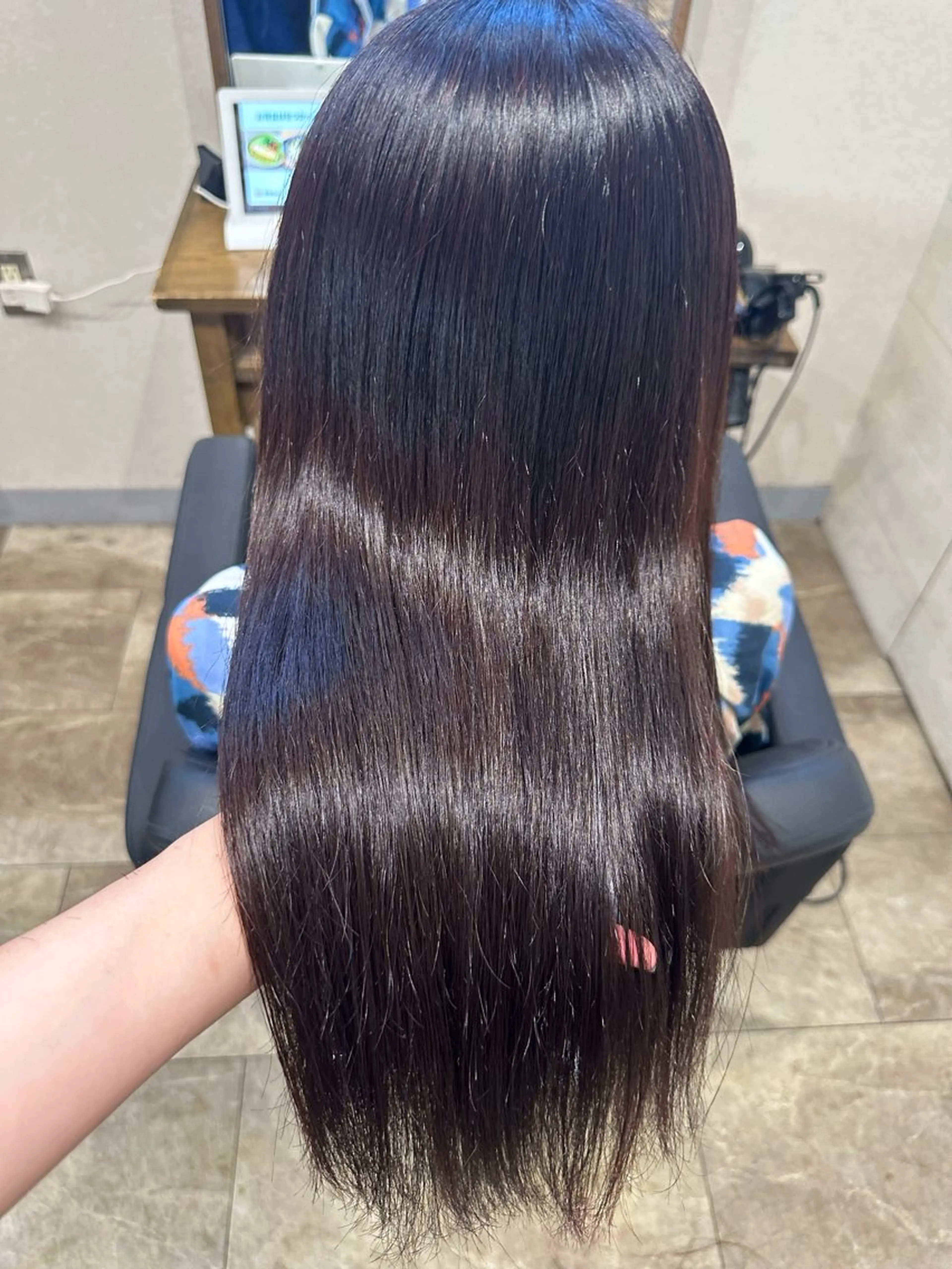 ロング カット ヘアカラー トリートメント WADA SAKIのヘアスタイル