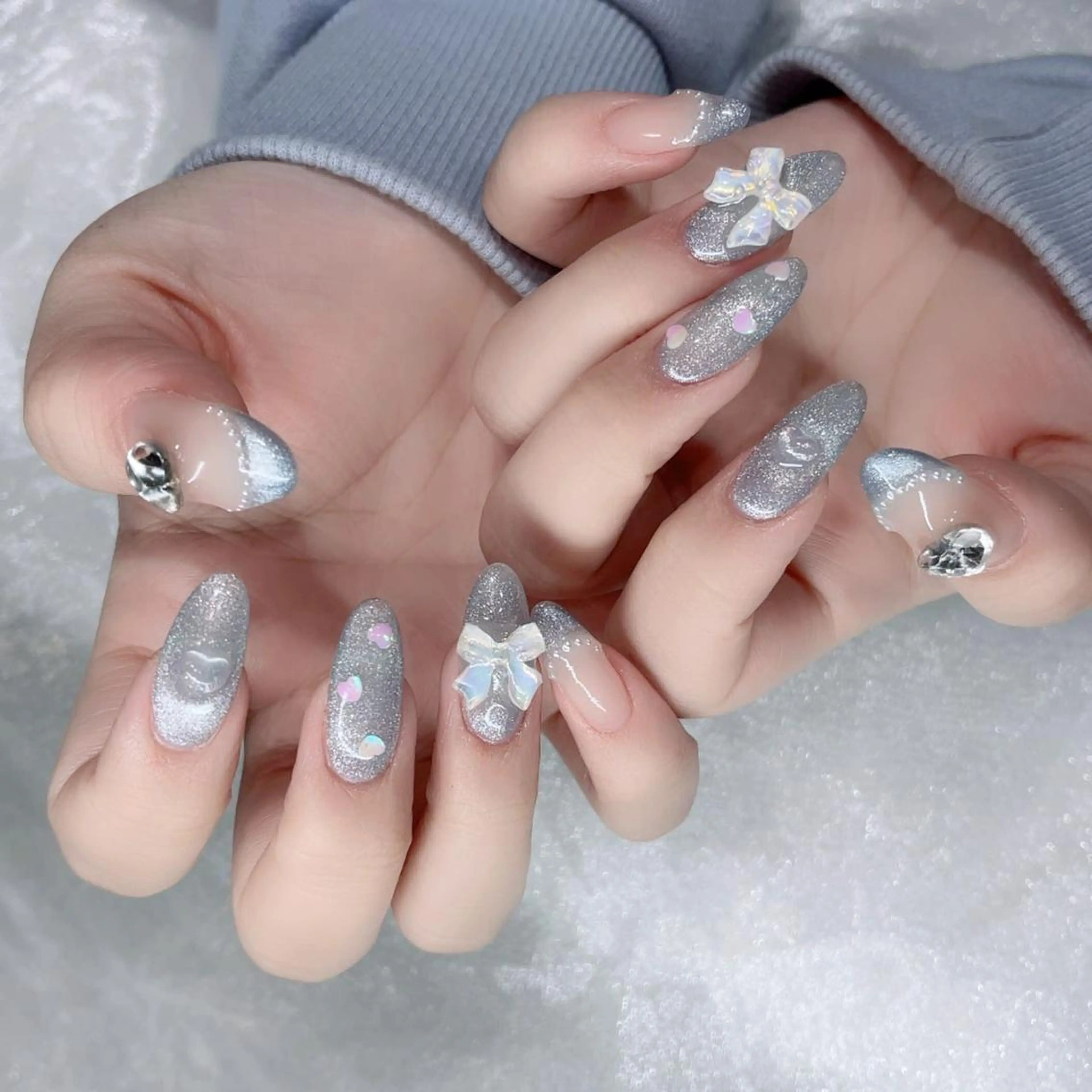 ネイル アートネイル 長さ出し ネイルチップ Queens PUPUのネイルデザイン