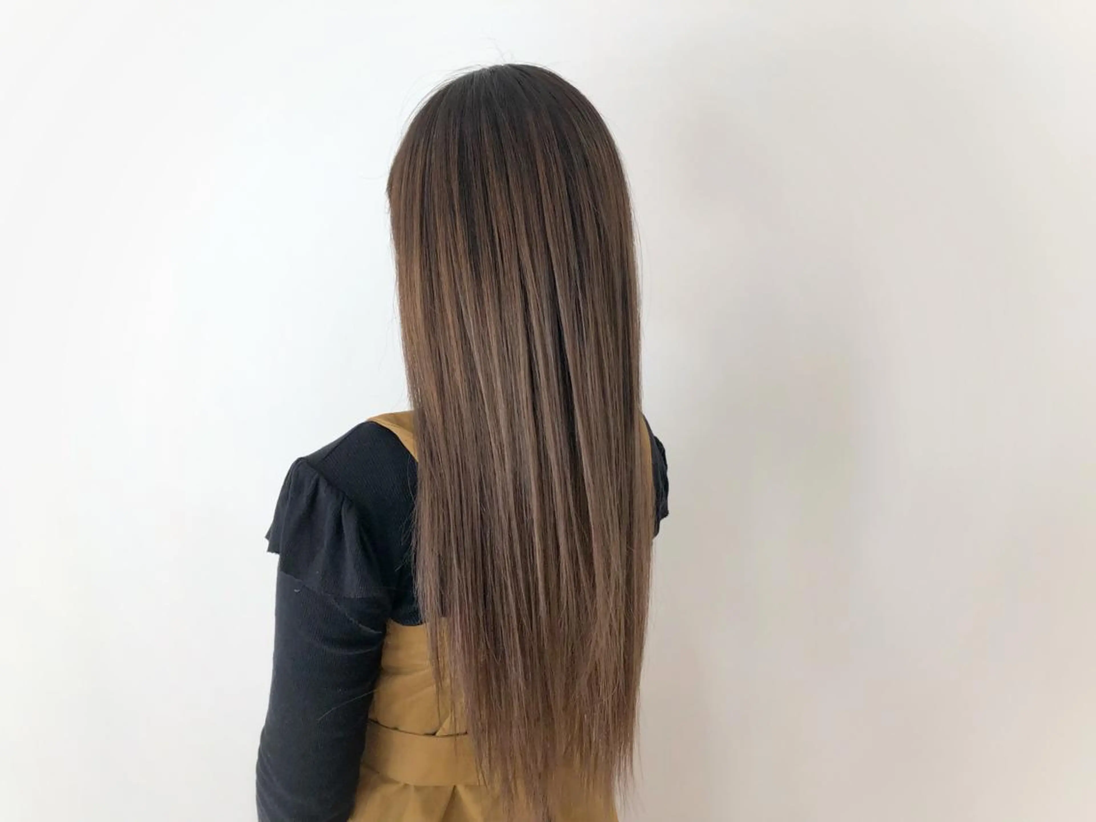 ロング カラー グラデーションカラー 加藤 利基のヘアスタイル