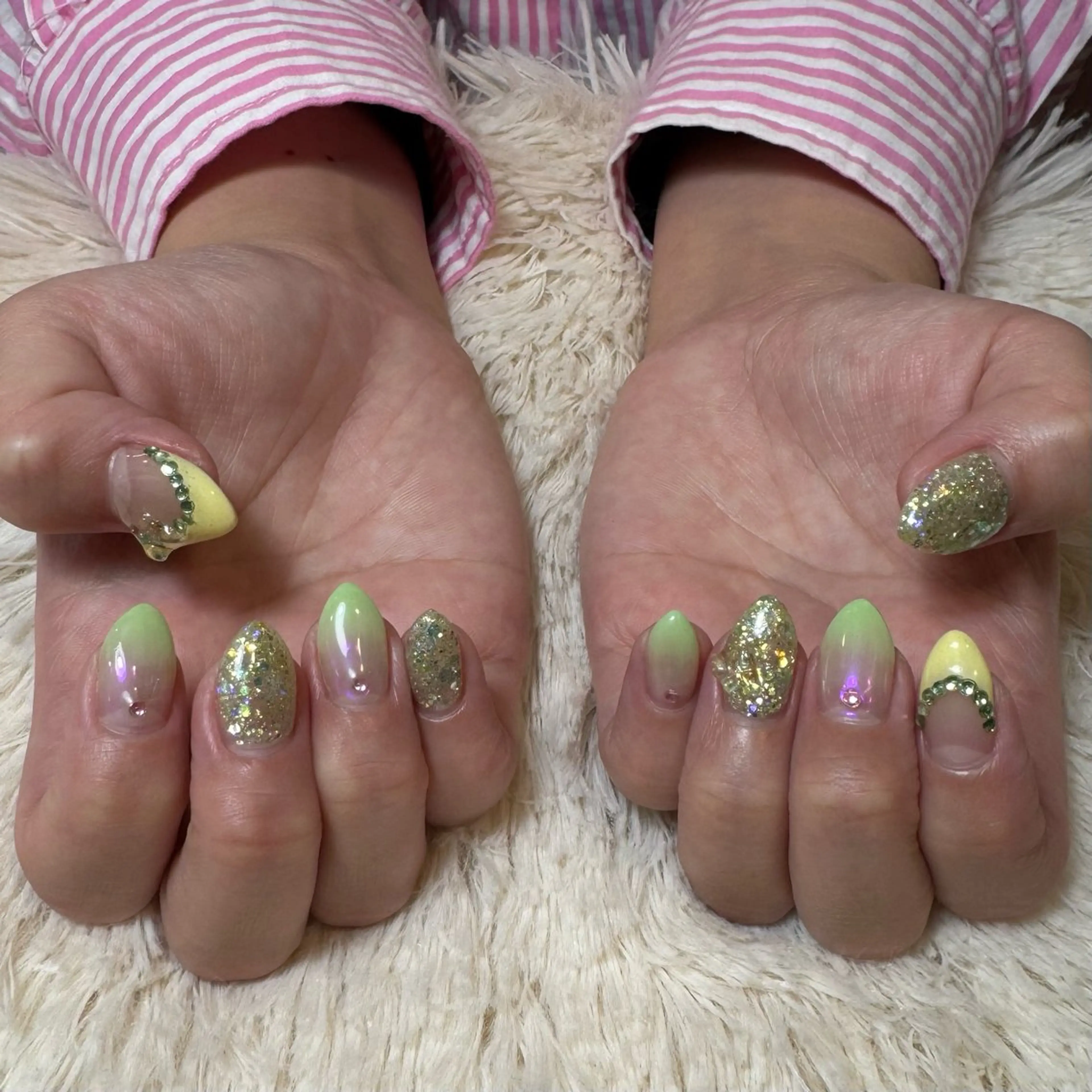 ネイル 嶺叶／ Mine Kanauのネイルデザイン