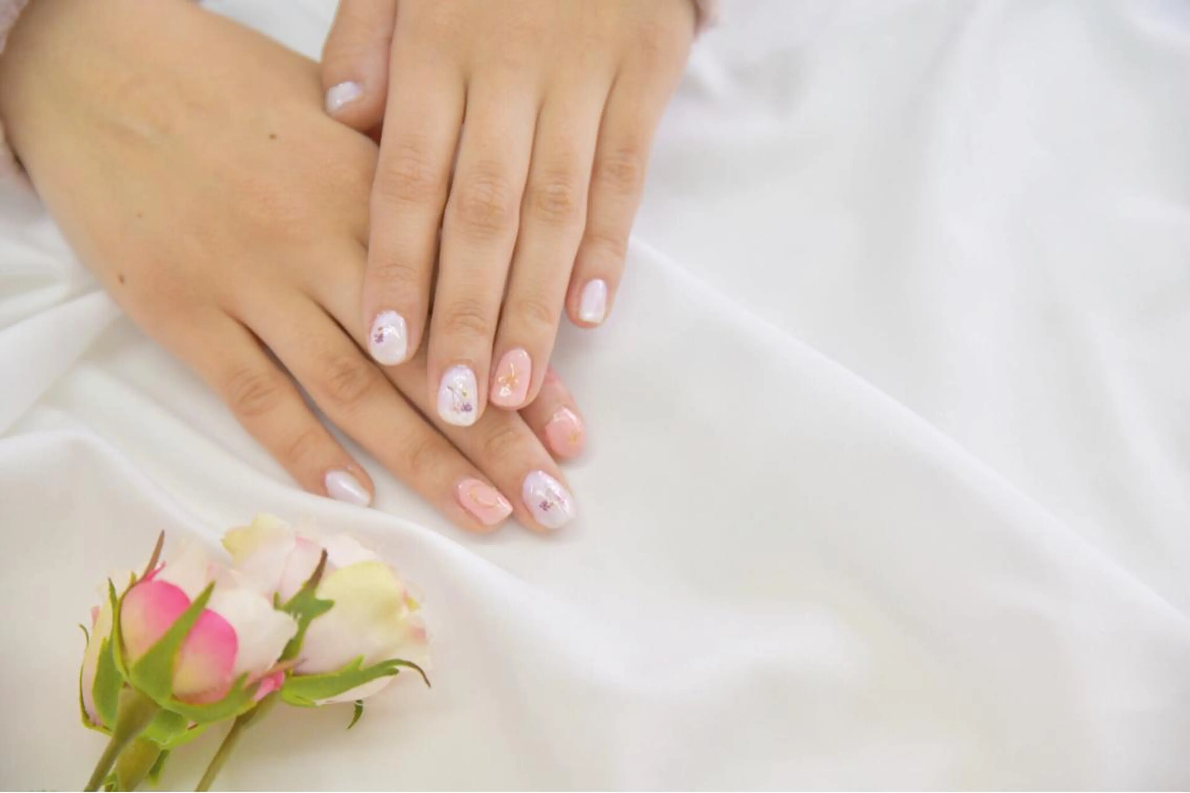 ネイル 東京セルフネイルサロン所属・M MIKIKOのネイルデザイン