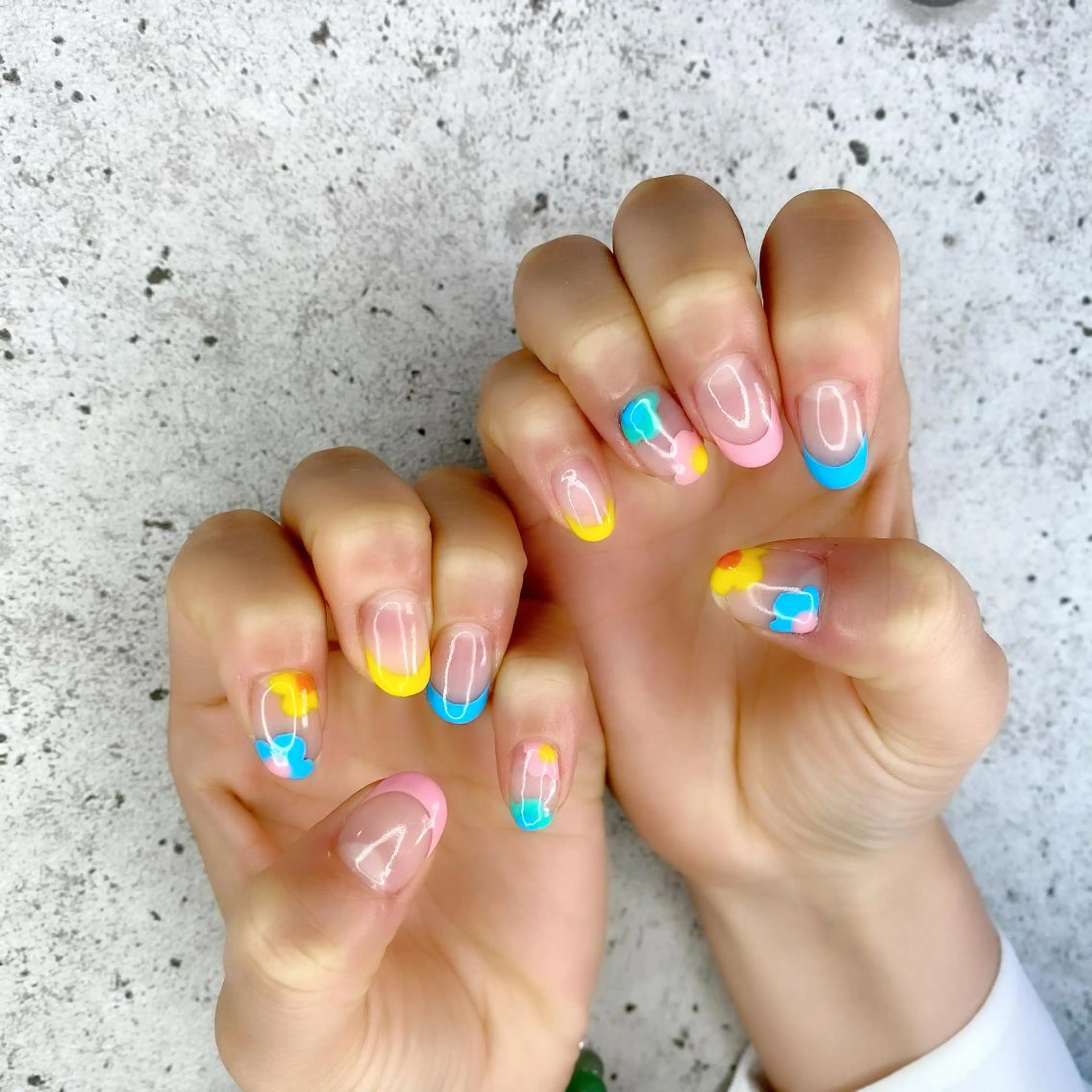 ミディアム カラー パーマ ヘアアレンジ メンズ キッズ ネイル マツエク・マツパ フラワーネイル フレンチネイル ハンドネイル Salon Kのネイルデザイン