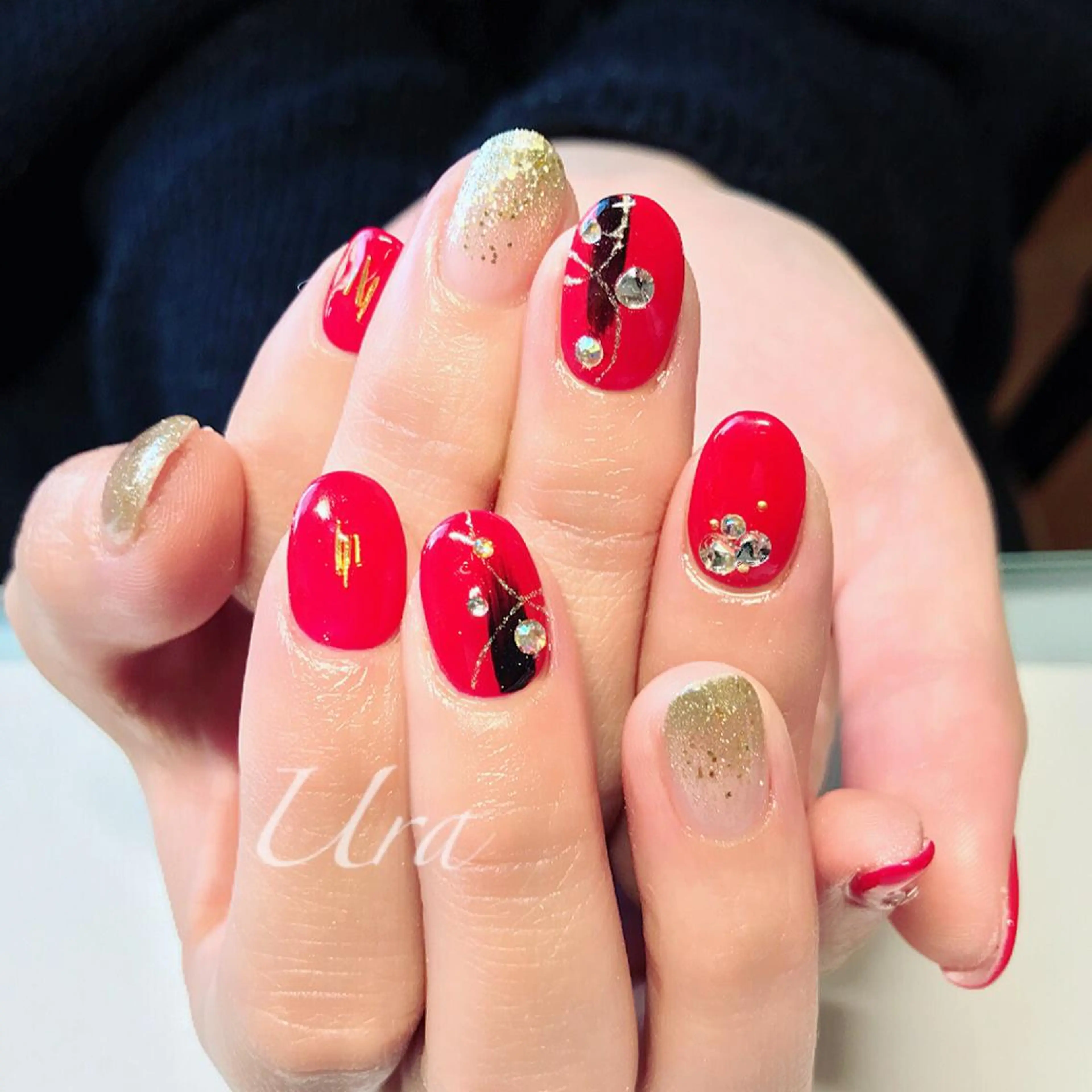 ネイル 成人式 UrakoNail 《nail》のネイルデザイン