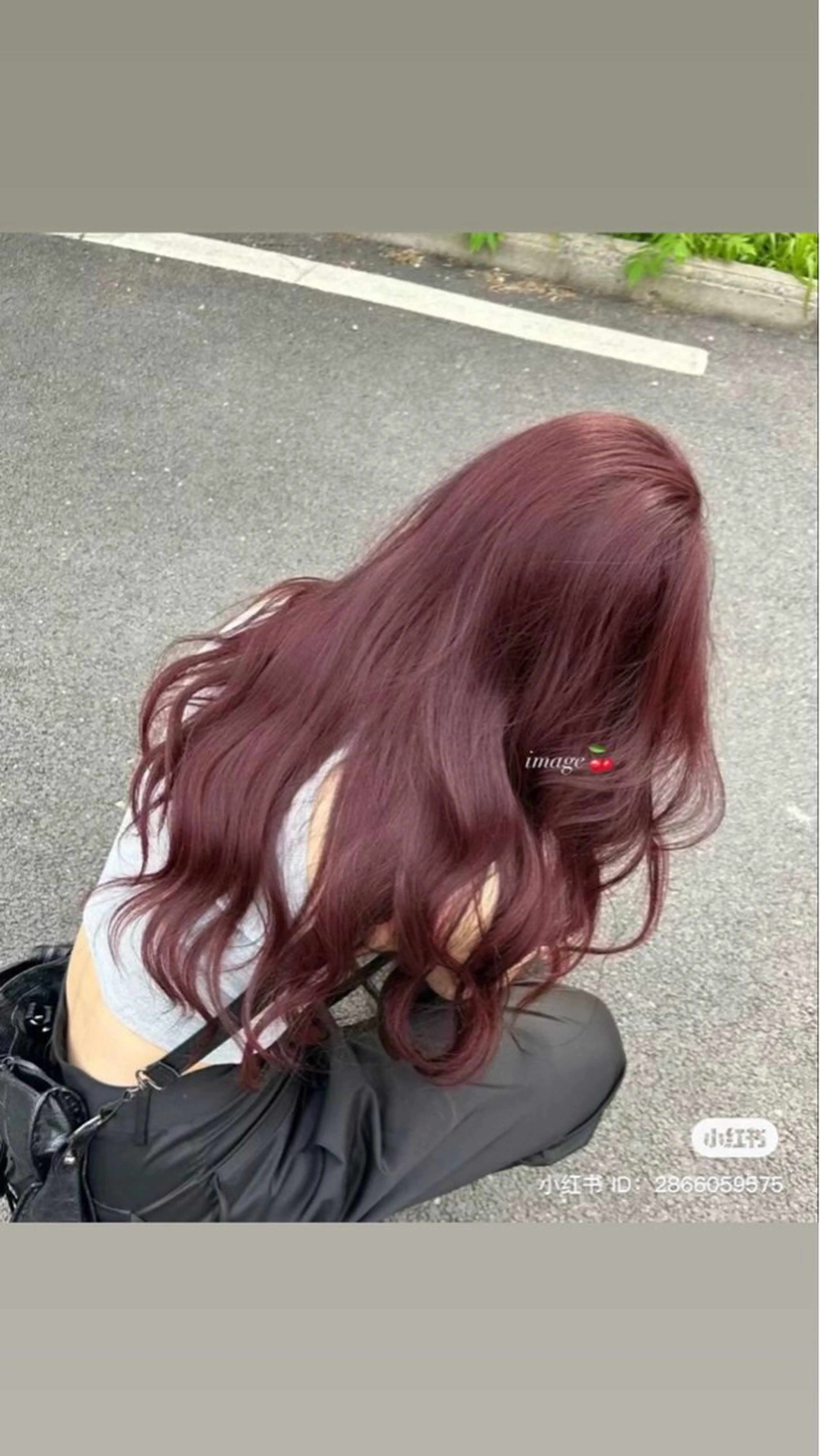 セミロング カラー レッドカラー Rena/ショート /ワンホンヘアのヘアスタイル