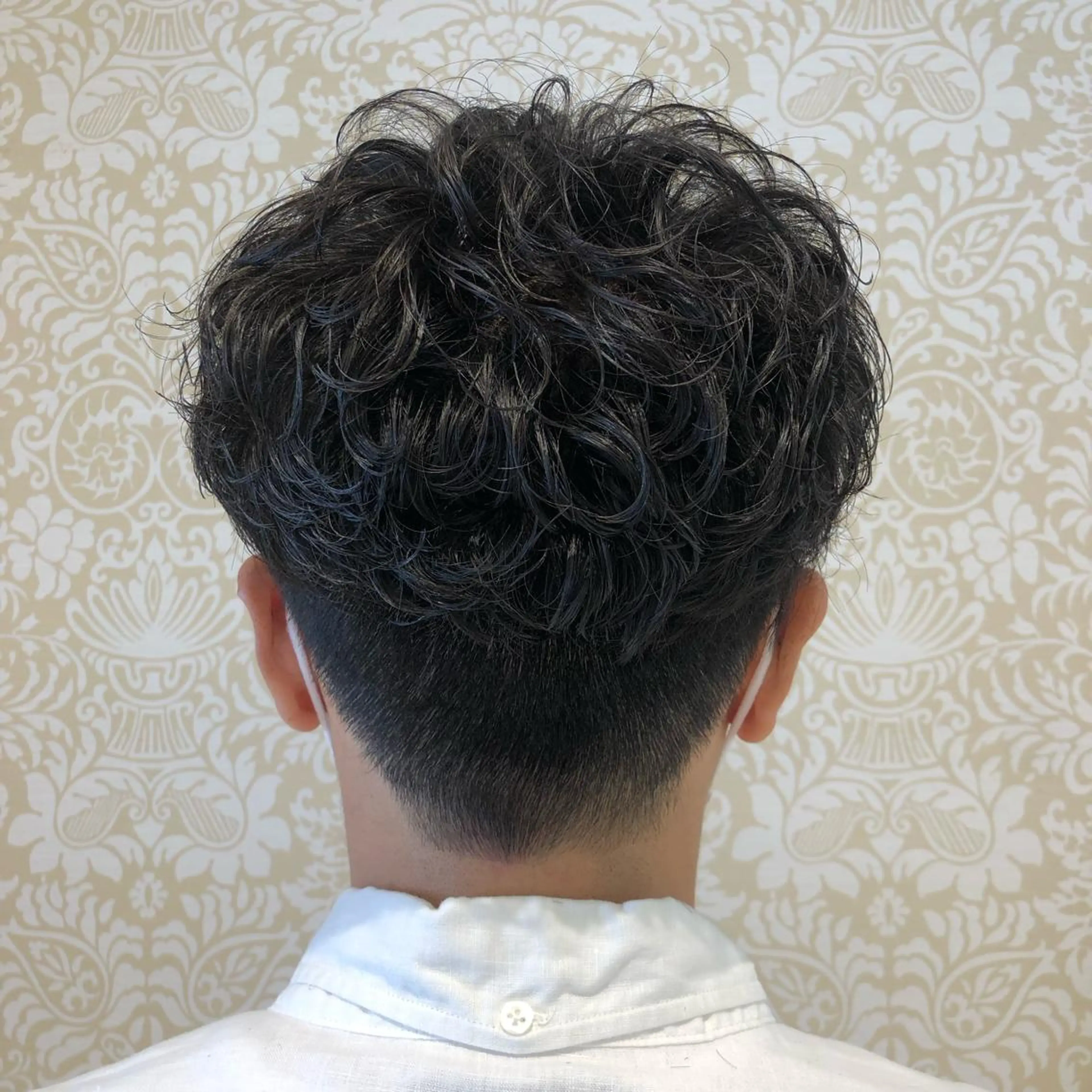 メンズ カット パーマ トリートメント 🐠寒色系×パーマ 櫻井　麿偉🐏のヘアスタイル