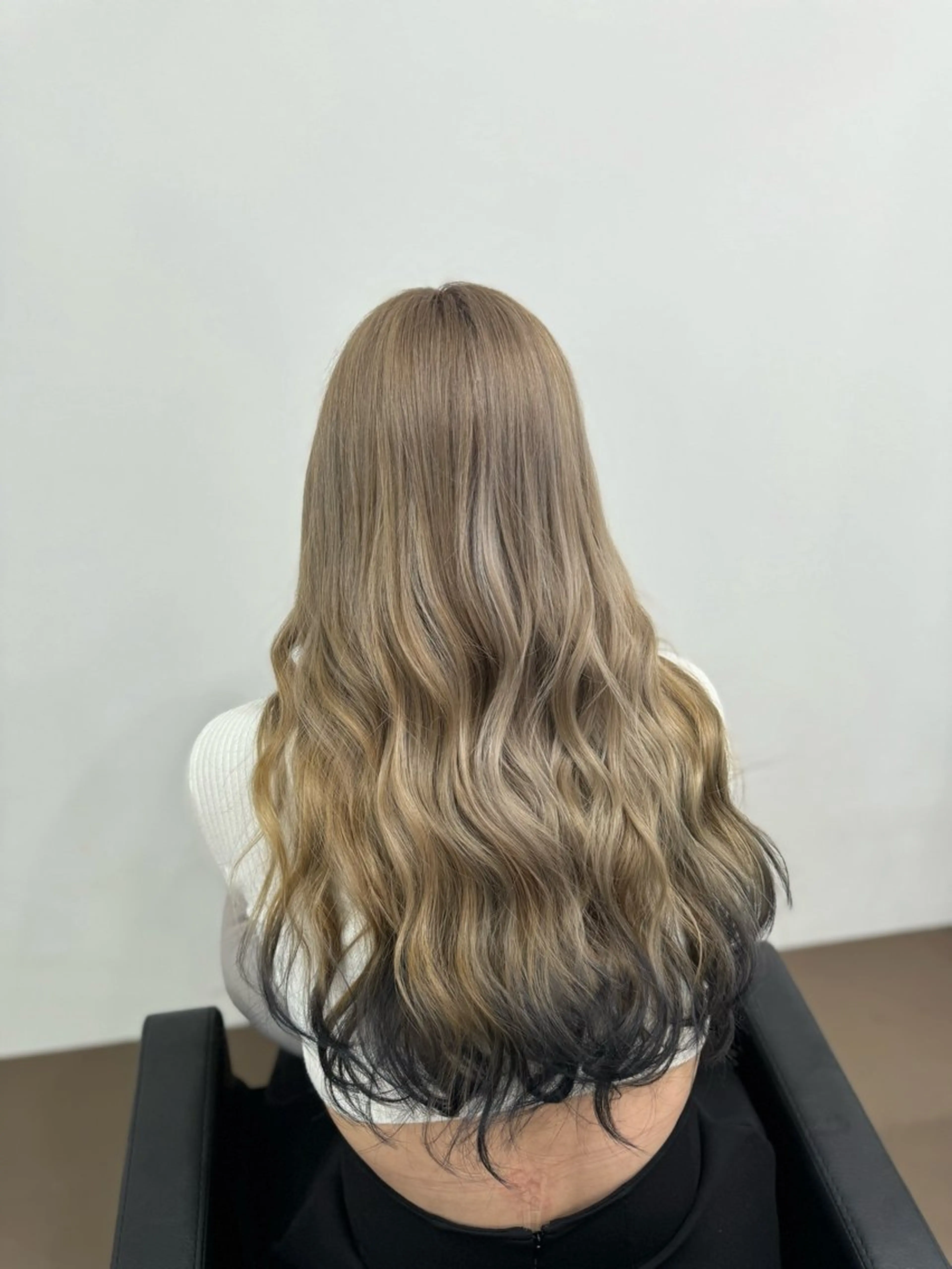 ロング カラー ヘアカラー トリートメント 【ioe 岡本】 🎀NOKO🎀のヘアスタイル