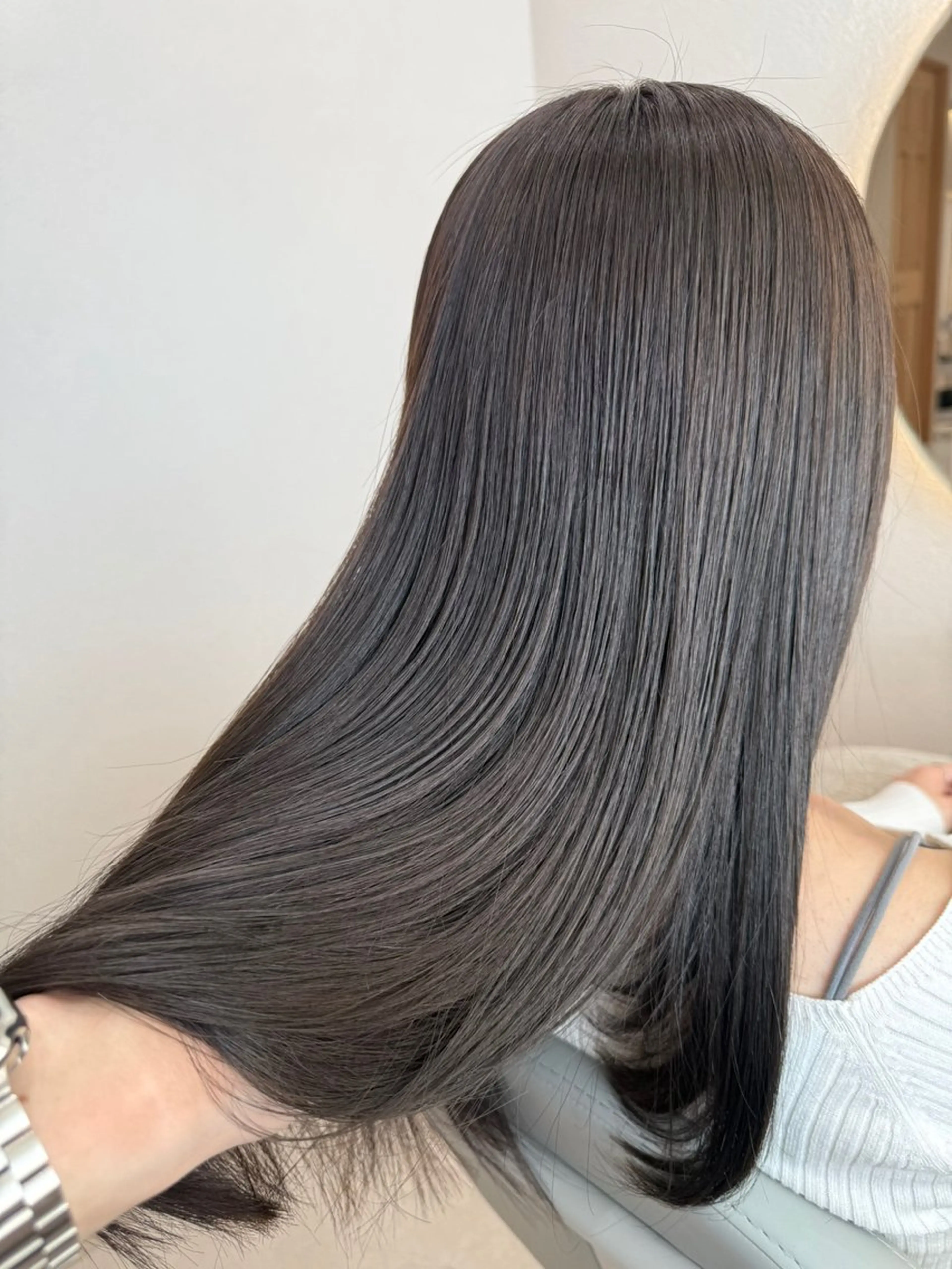 セミロング カラー ヘアアレンジ カット 縮毛矯正 トリートメント 🥇ブリーチ無し 透明感🥇佐藤のヘアスタイル