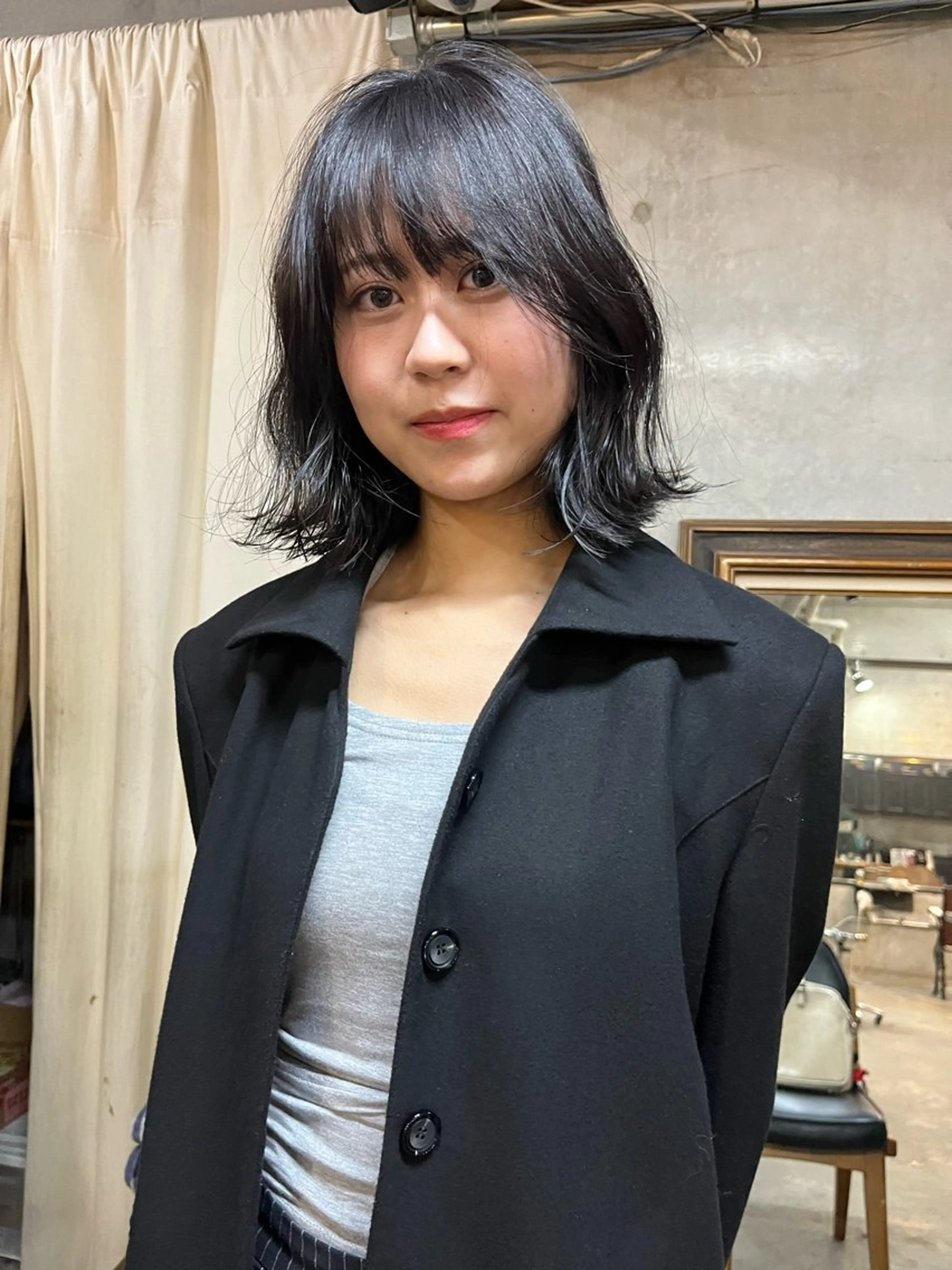 ミディアム カラー カット ヘアカラー トリートメント ハイトーン/顔まわり レイヤー/YUKAのヘアスタイル