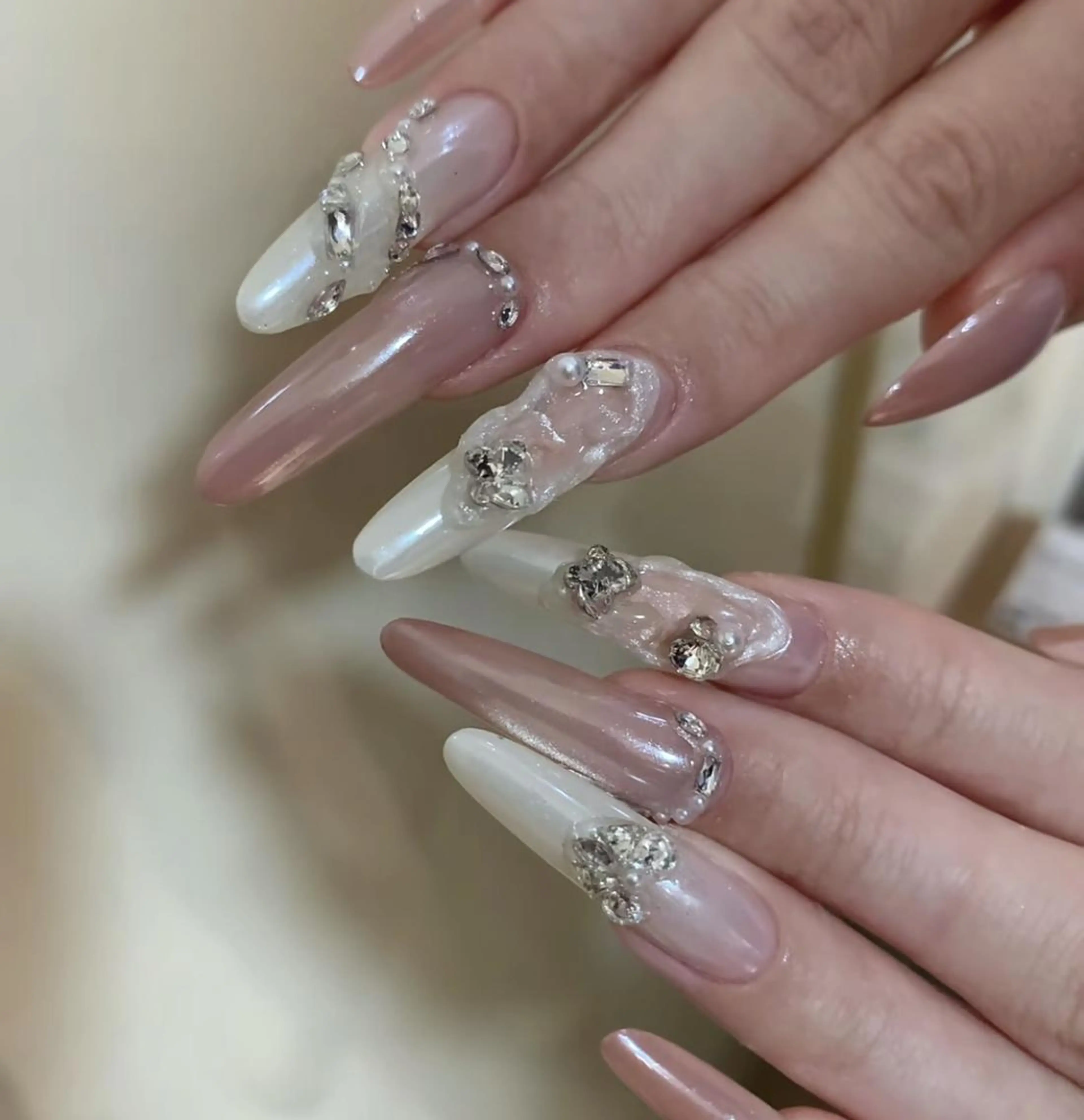 ネイル ハンドネイル Pure&Rich Nailのネイルデザイン