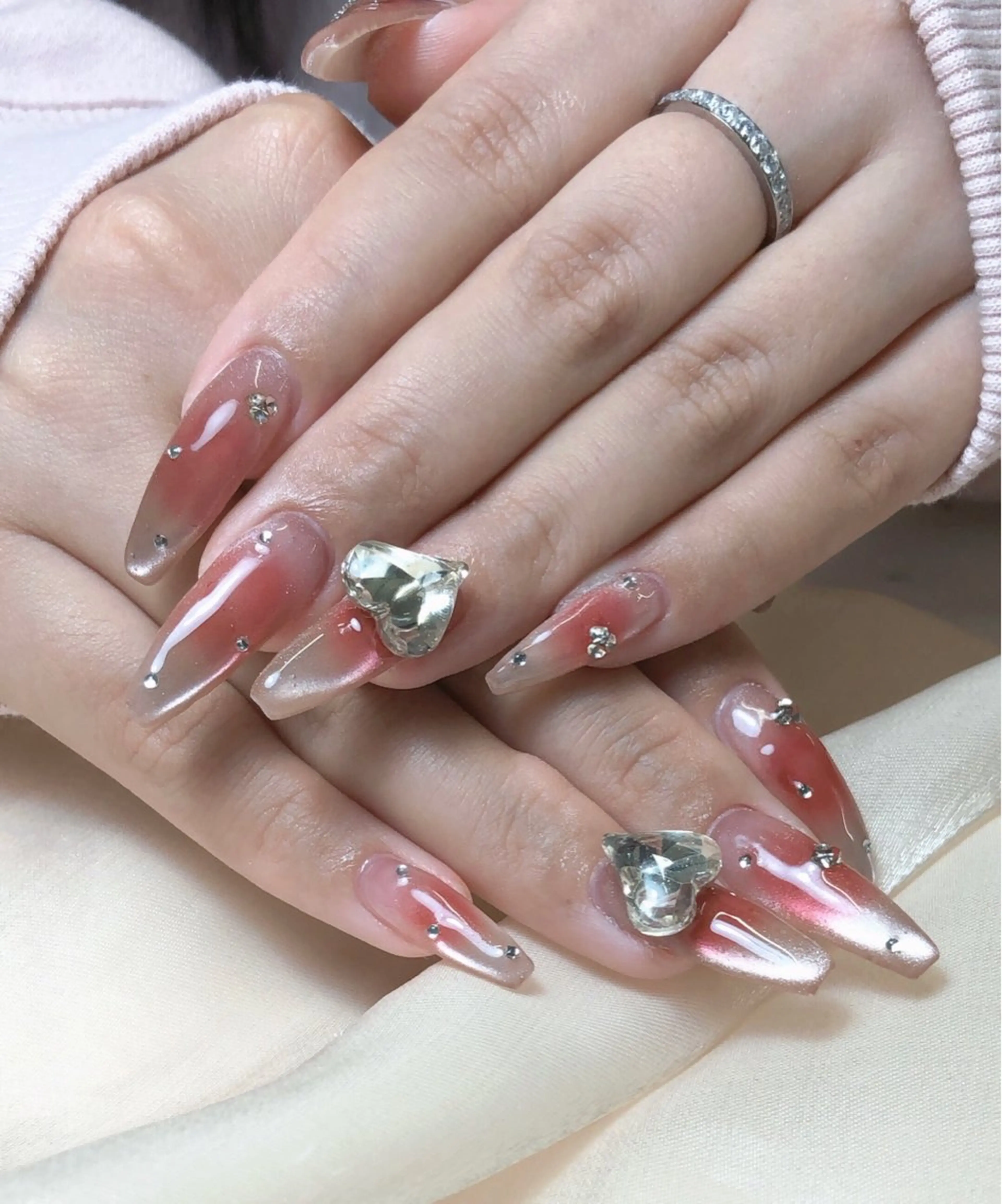 ネイル LR.ONE ヨウのネイルデザイン