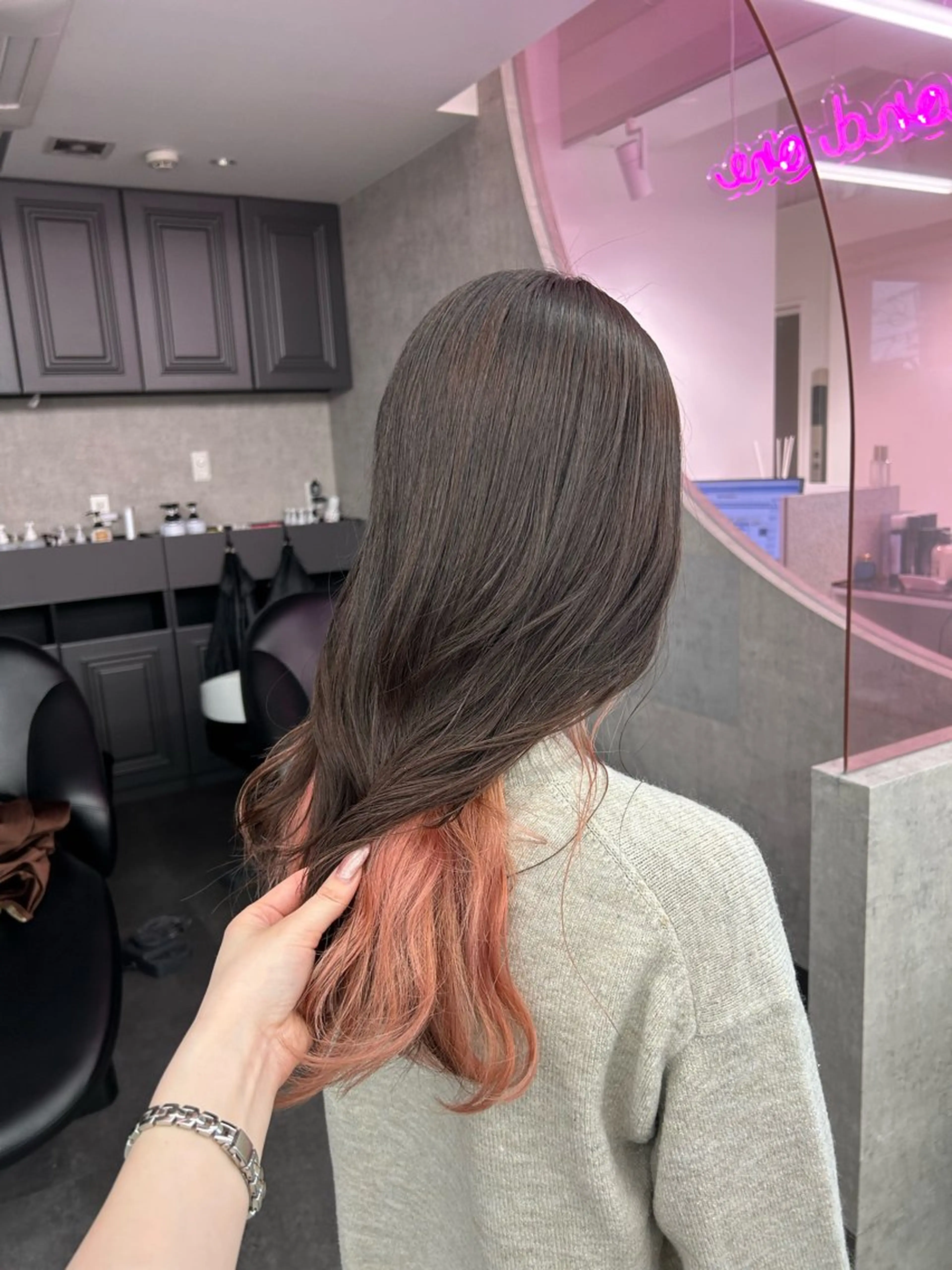 ロング ヘアカラー トリートメント 透明感ヘアカラー chiharuのヘアスタイル