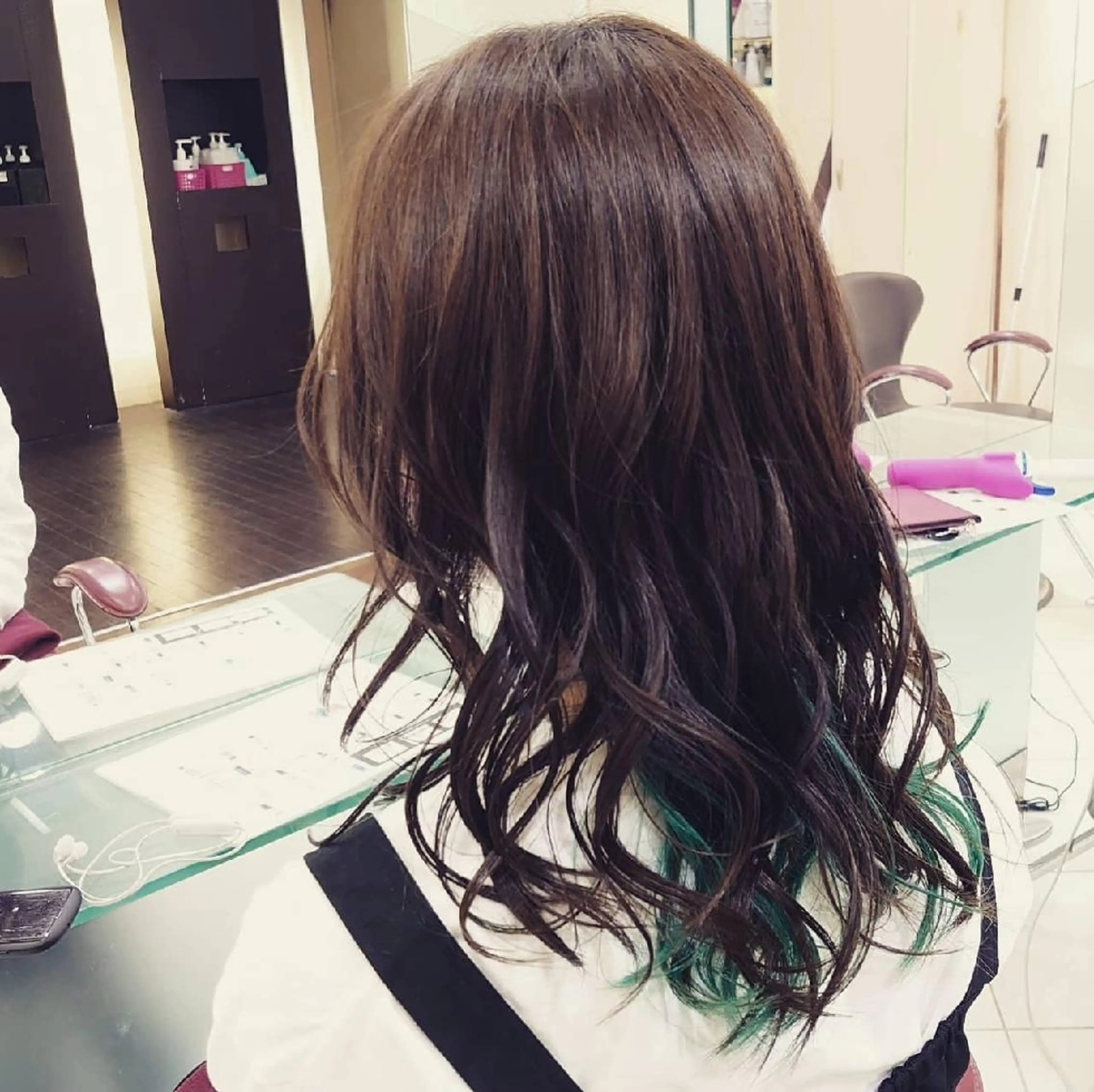 ミディアム ヘアアレンジ 顔まわりレイヤー 顔周りカット レイヤーカット 🐺デザインウルフ / 一ノ瀬 凌🐺のヘアスタイル