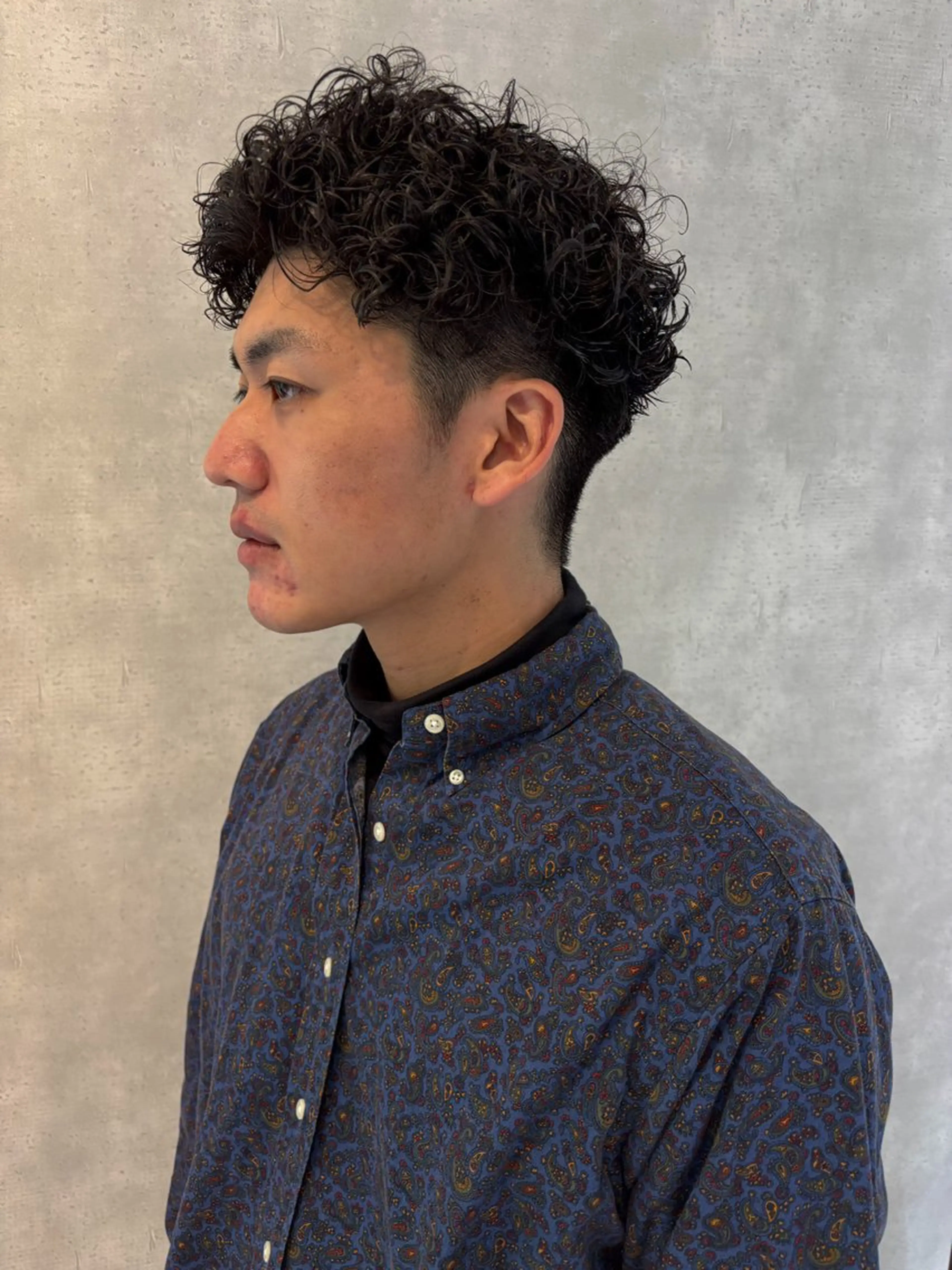 ショート パーマ メンズ センターパート カット パーマ 宮嶋 勇輔のヘアスタイル