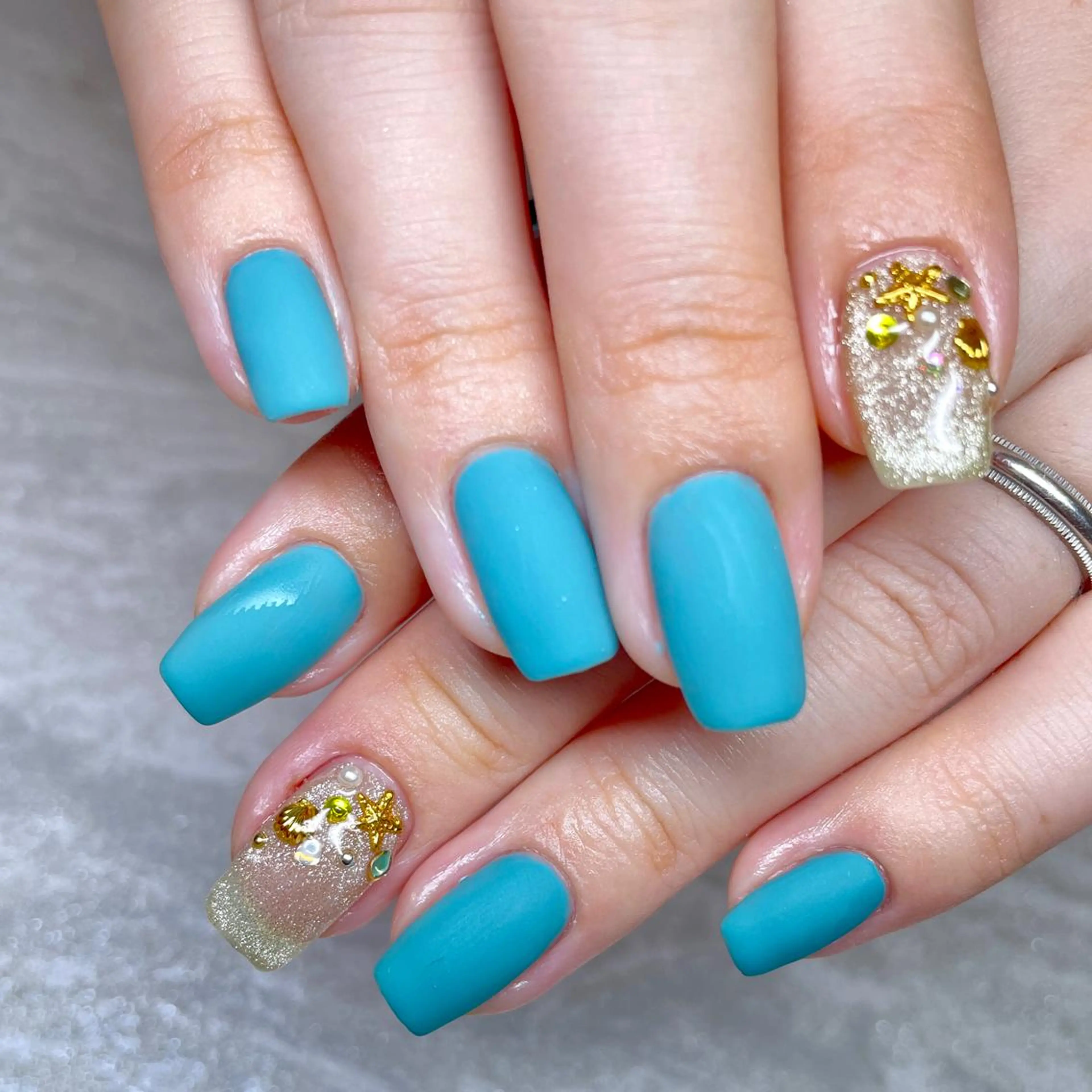 ネイル nail Eclat所属・志賀野 美喜のネイルデザイン