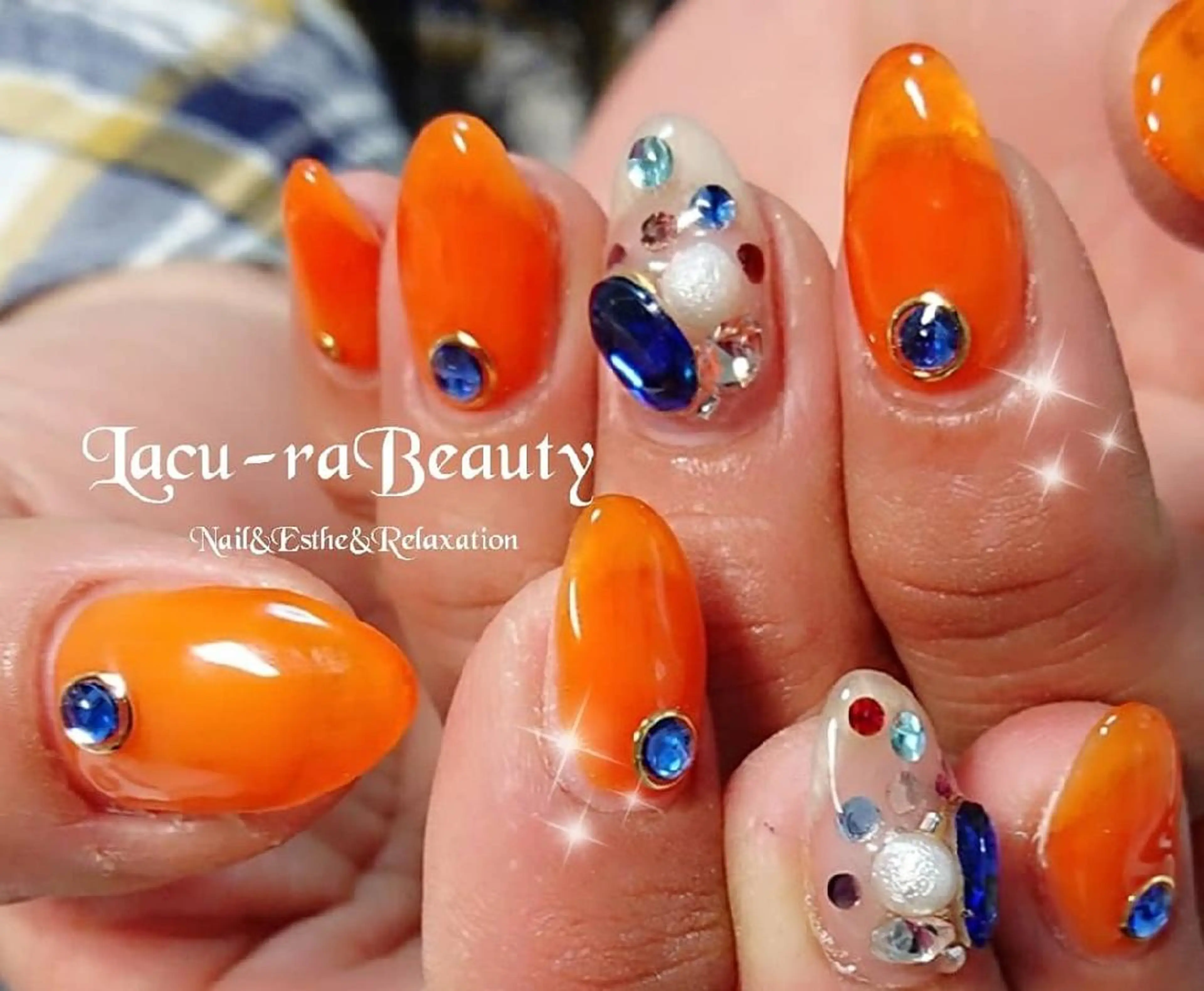 ネイル 持ち込み 小顔と腸の専門店 ラクーラビューティのエステ・リラクイメージ