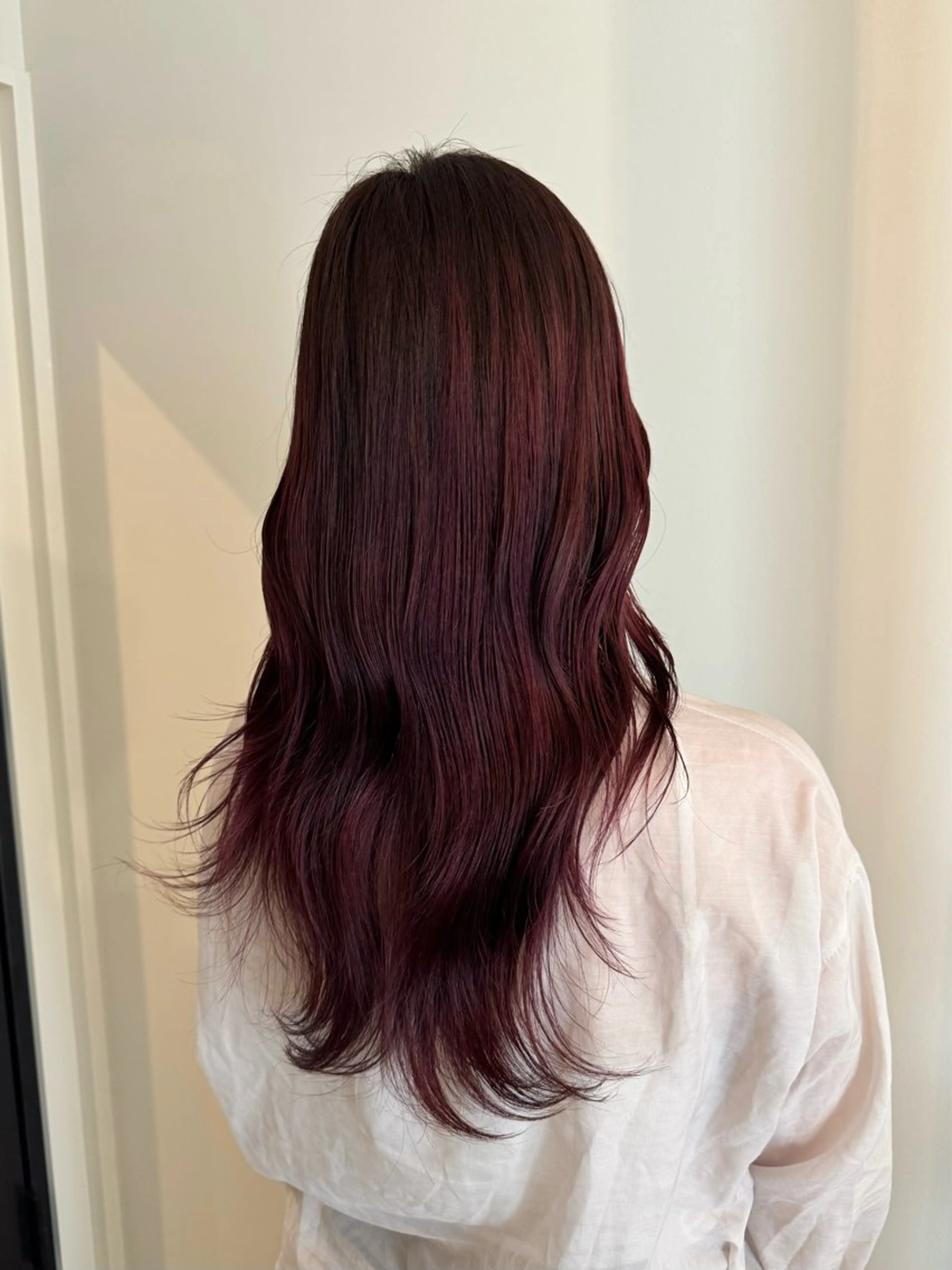 ロング カラー ヘアカラー 内沼 恵留菜のヘアスタイル