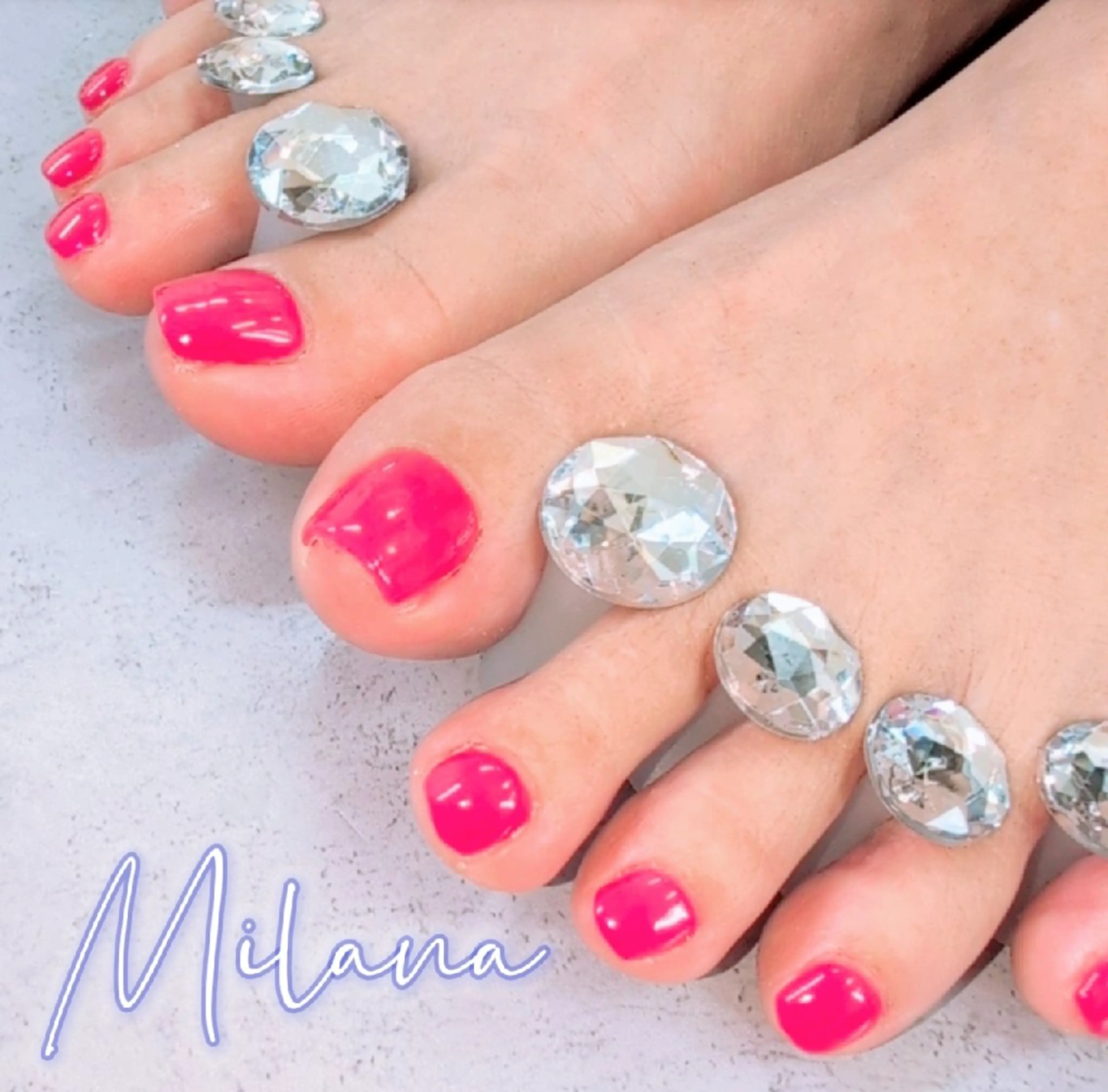 ネイル フットネイル ワンカラーネイル フットネイル Milana 川瀬のネイルデザイン