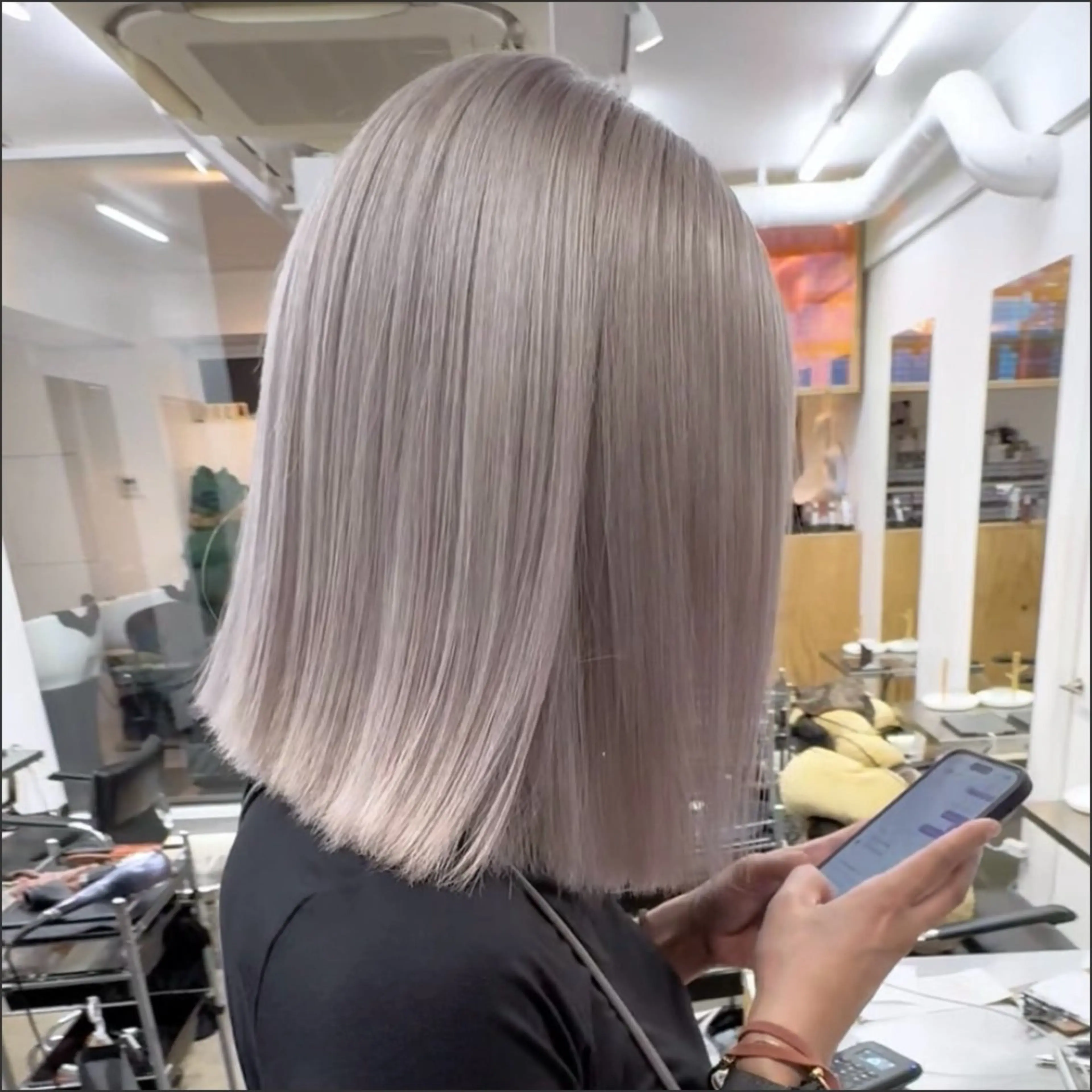 ミディアム カラー アディクシーカラー ブリーチ ケアブリーチ イルミナカラー トリートメント ヘアカラー トリートメント 圧倒的なケアブリーチ /髪質改善🩵松田のヘアスタイル