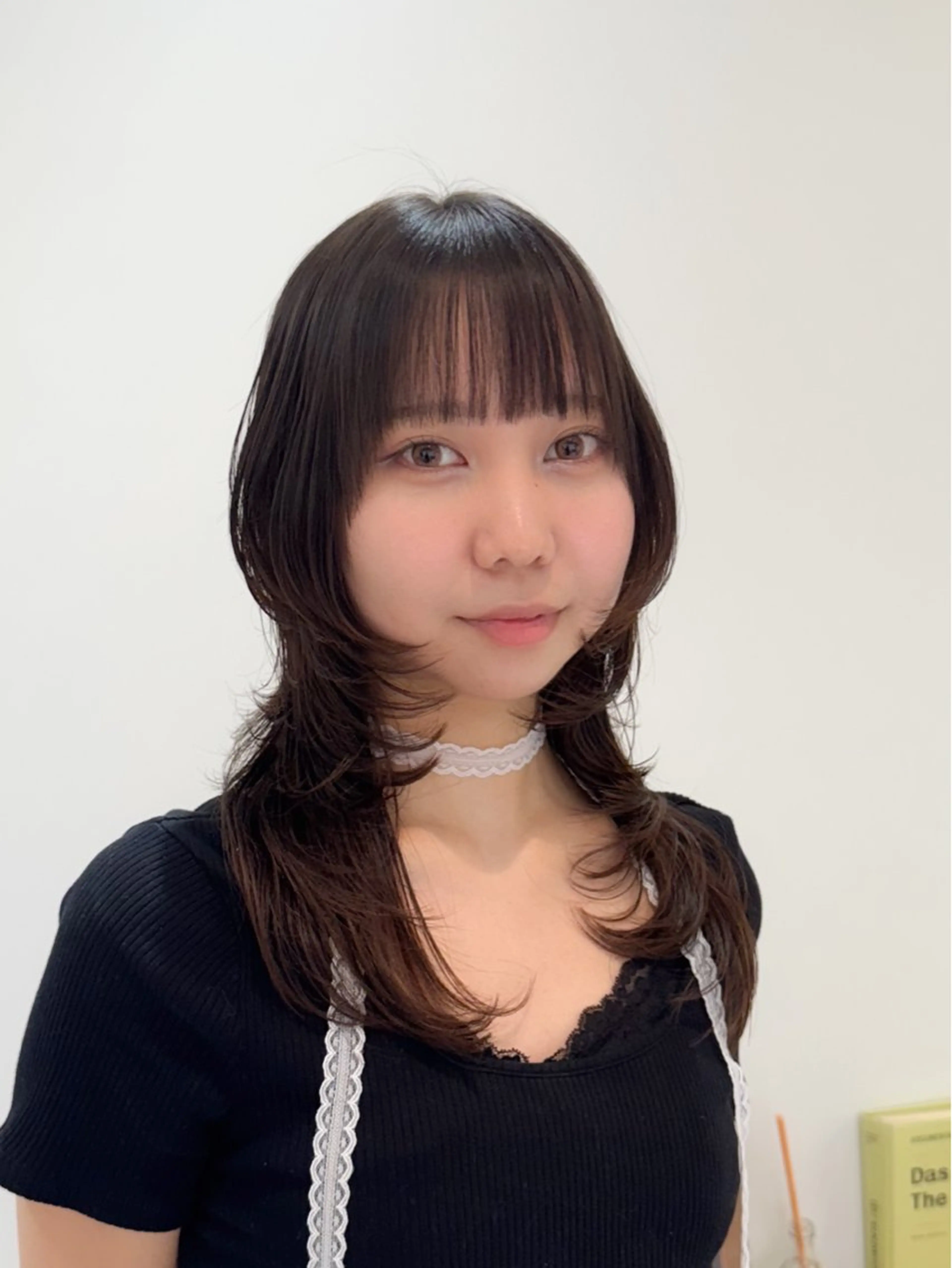 ロング カラー ヘアアレンジ ブリーチ ダブルカラー イヤリングカラー イルミナカラー ブリーチなしカラー 立川レイヤー 透明感カラーaoiのヘアスタイル