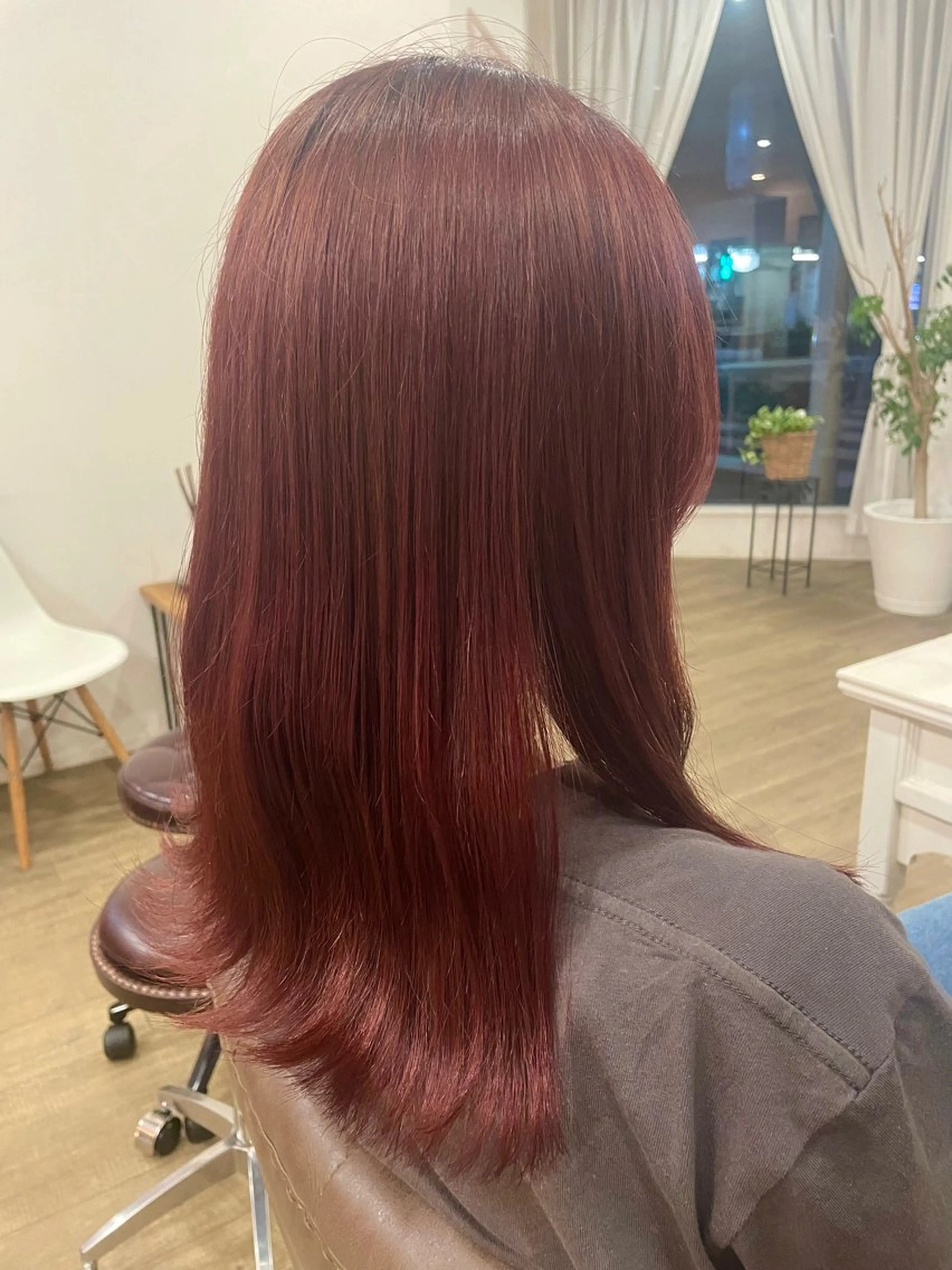 カラー ブラウンカラー ピンクカラー アオノハhair make所属・佐藤 涼のヘアスタイル