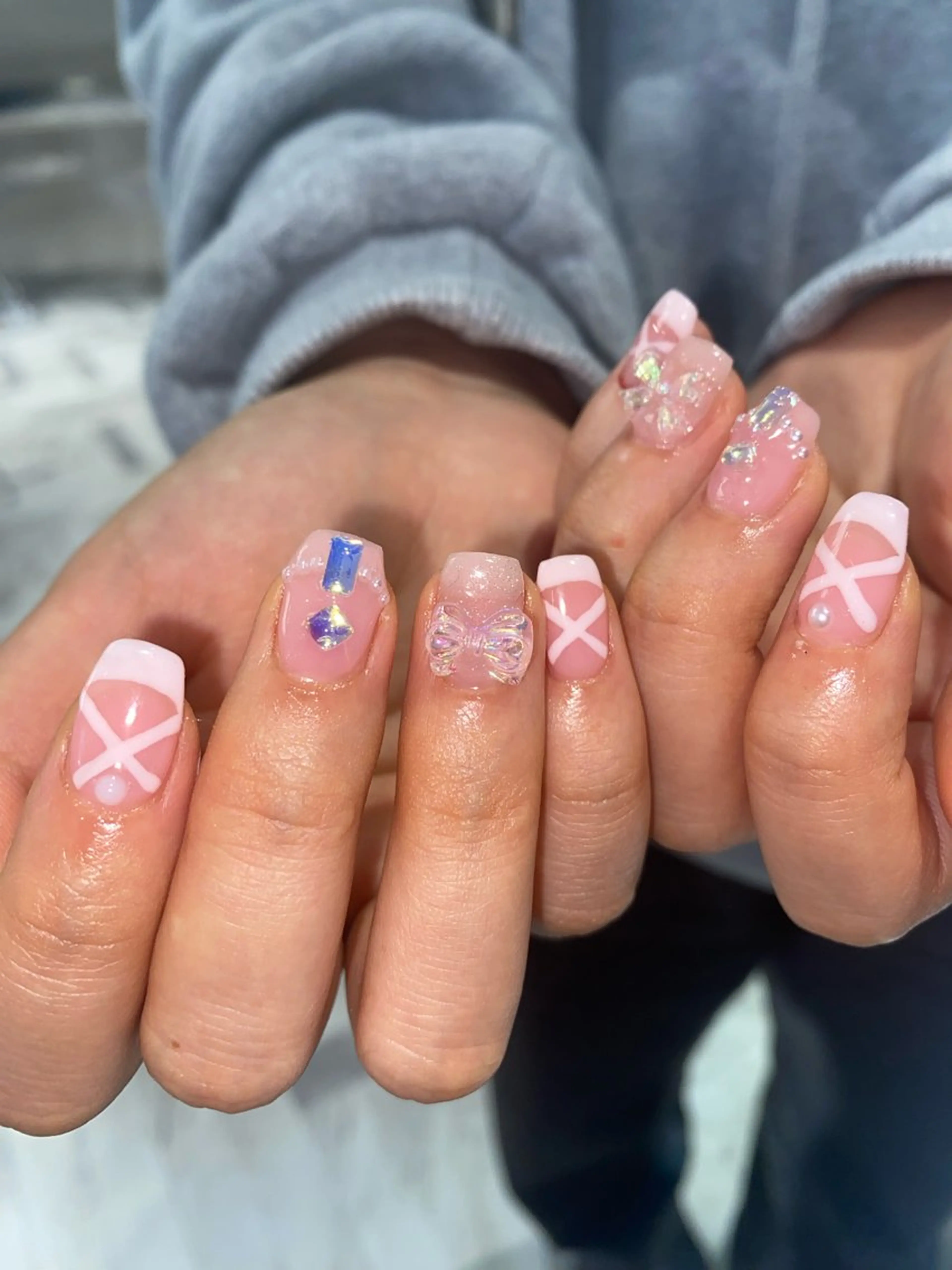 ネイル ハンドネイル ハンドケア カンナ【Y2Kネイル /コーンロウ】のネイルデザイン