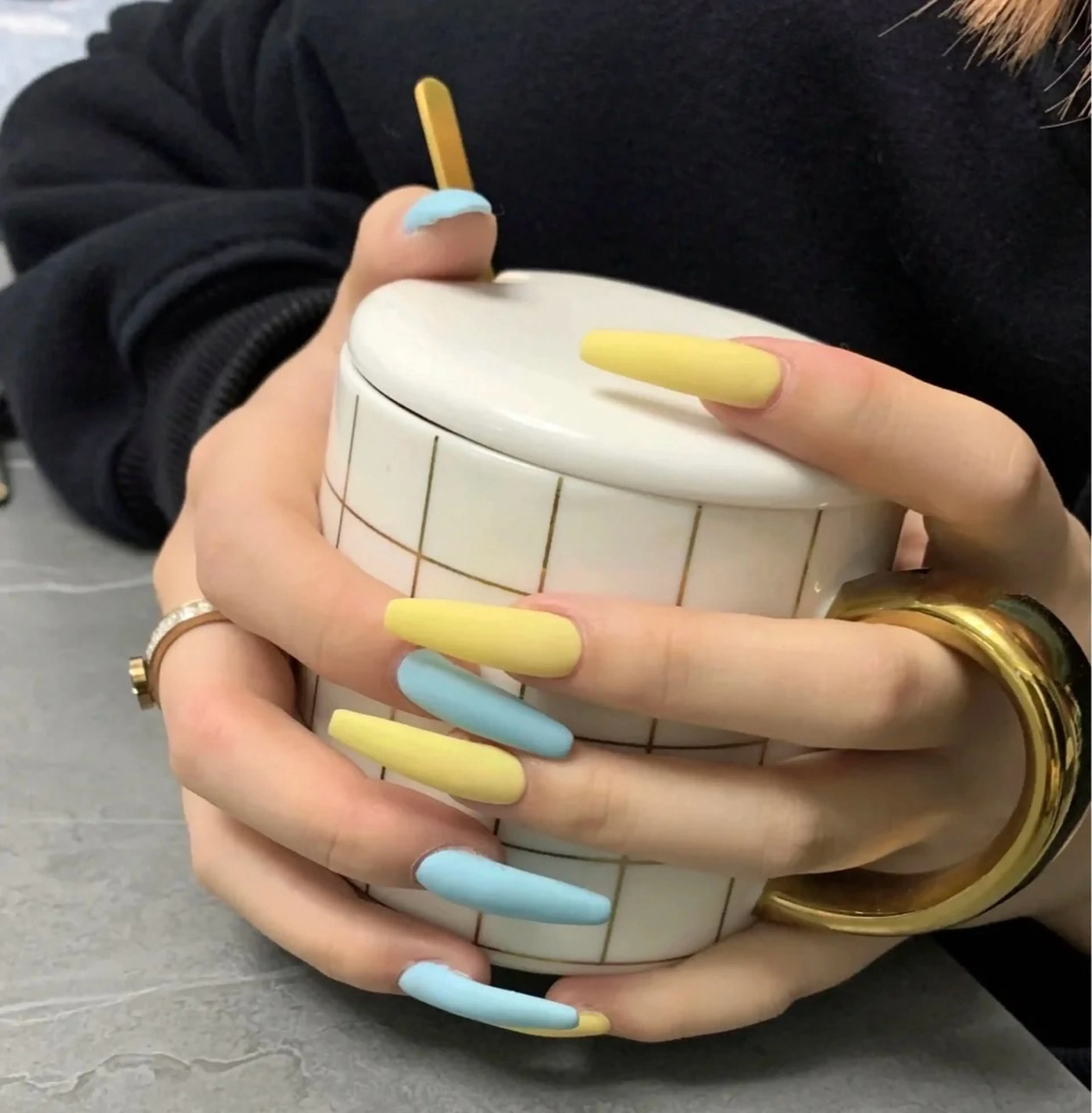 ネイル マットネイル ワンカラーネイル ネイルチップ BabyYouMi nailのネイルデザイン