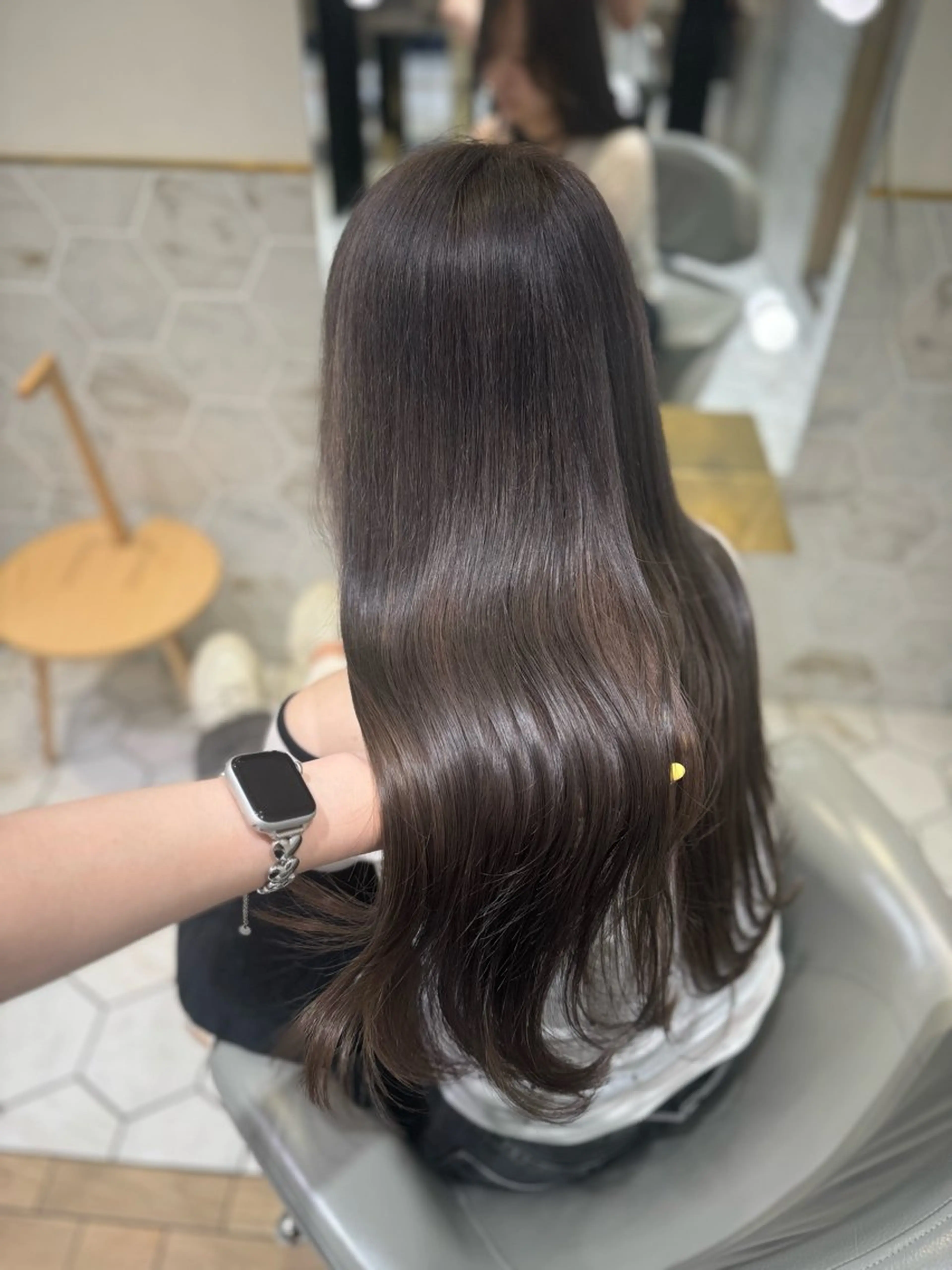 ロング カラー ヘアカラー costes 今井芽依のヘアスタイル