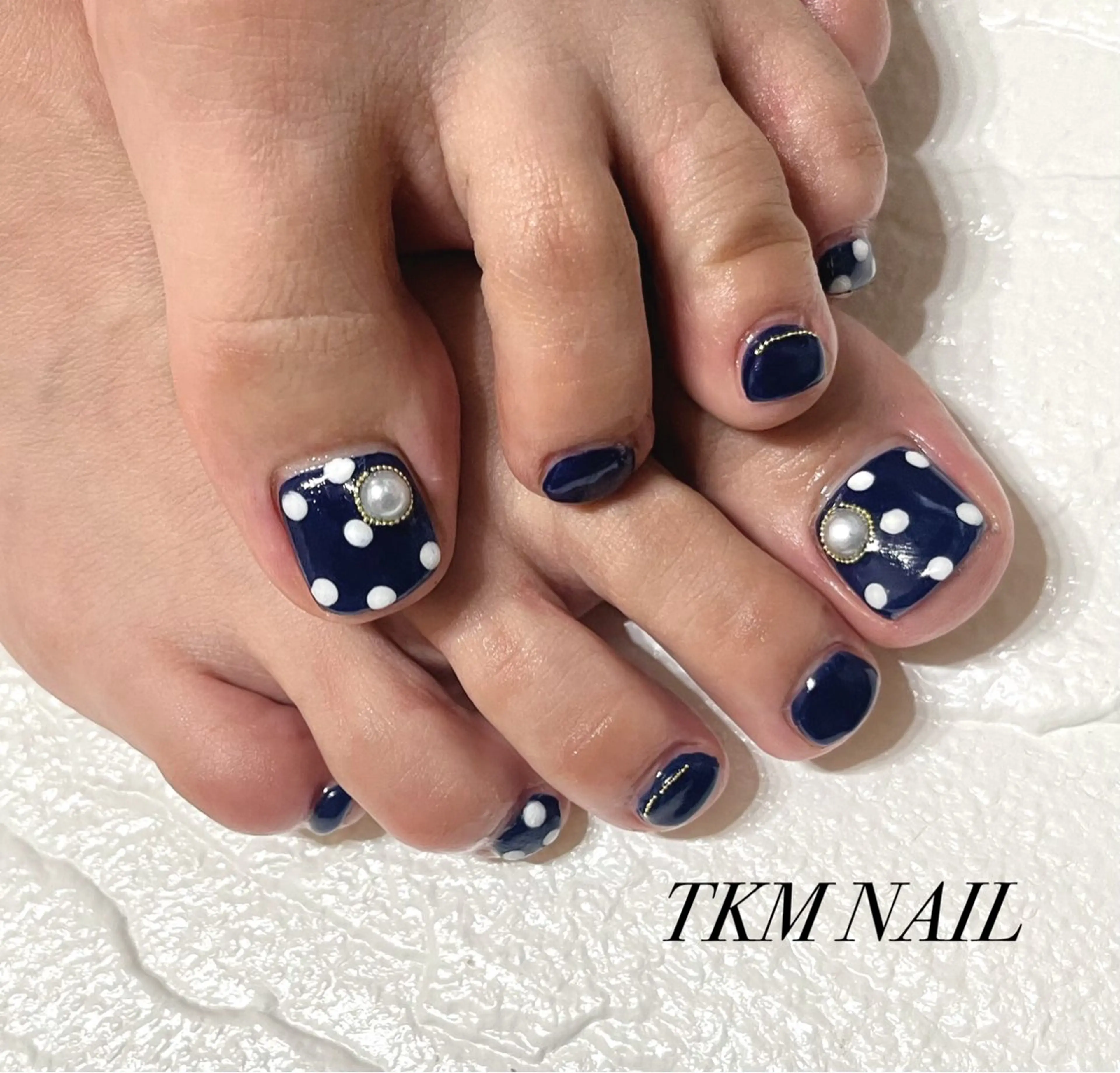 ネイル ドット シンプルネイル ______ TKM  NAILのネイルデザイン