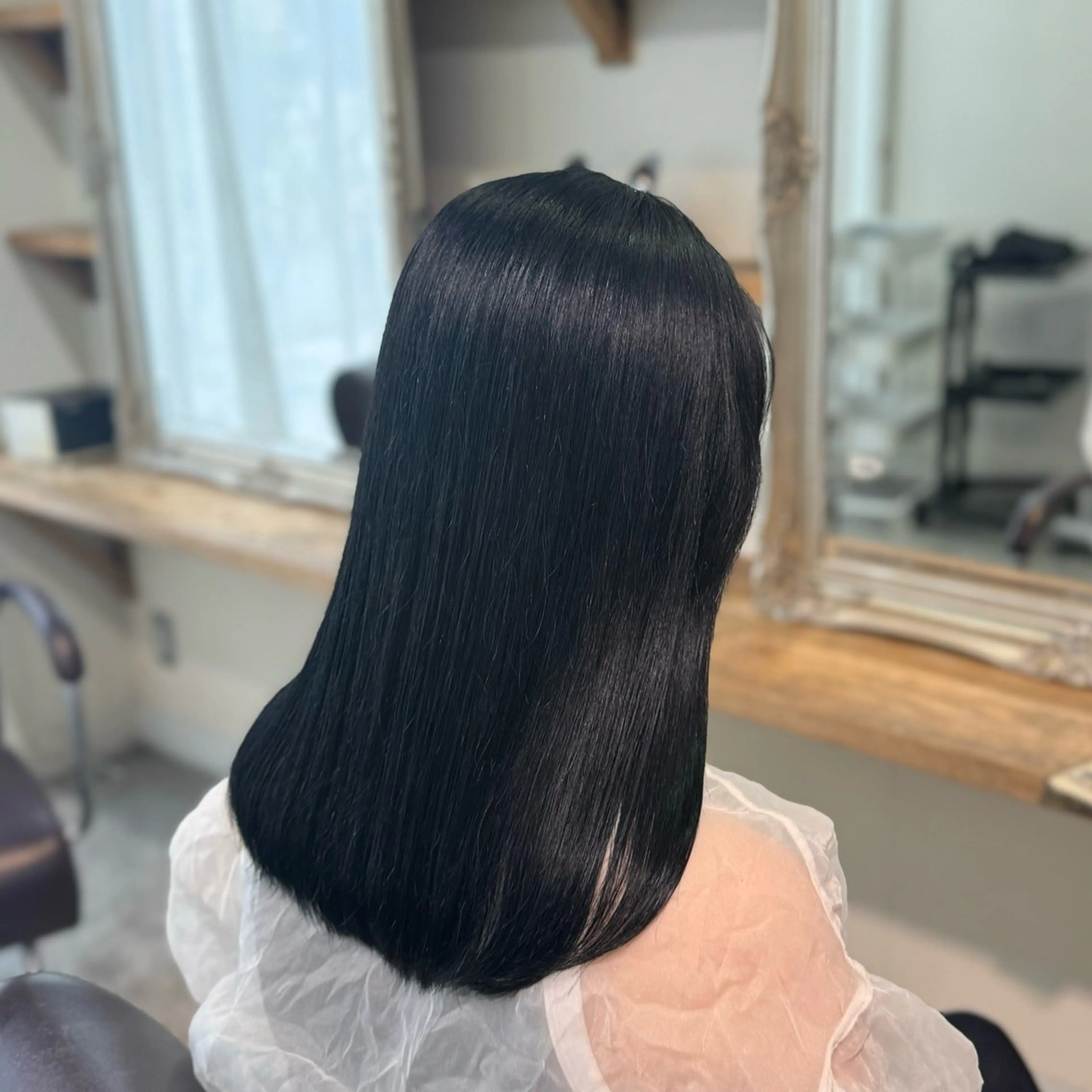 セミロング カラー ヘアカラー ハイトーン/ネイル /ミウ 🌺❤︎のネイルデザイン