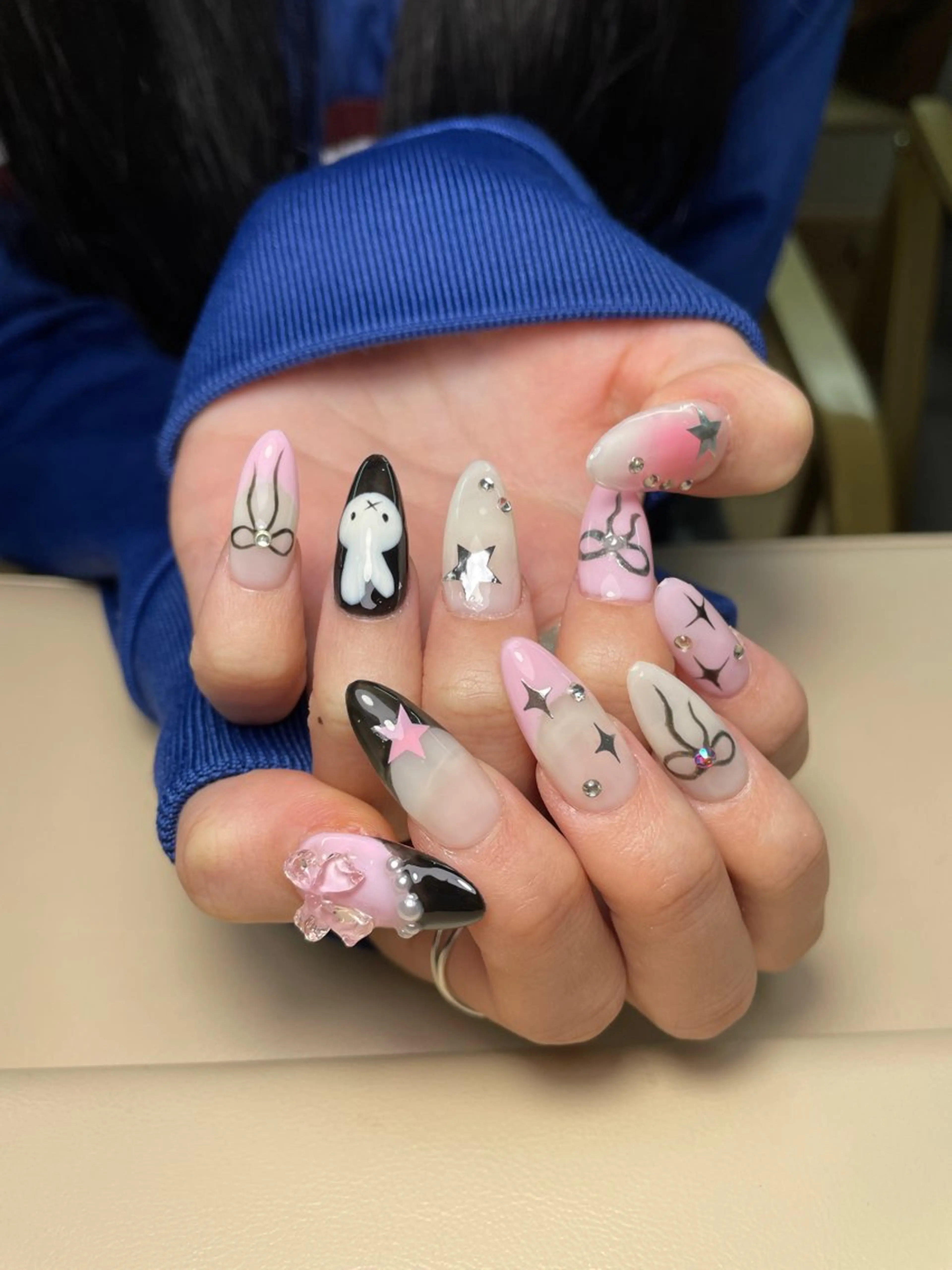 デザインネイル🖤 Design nails　オフなし🙅‍♀️✨の写真