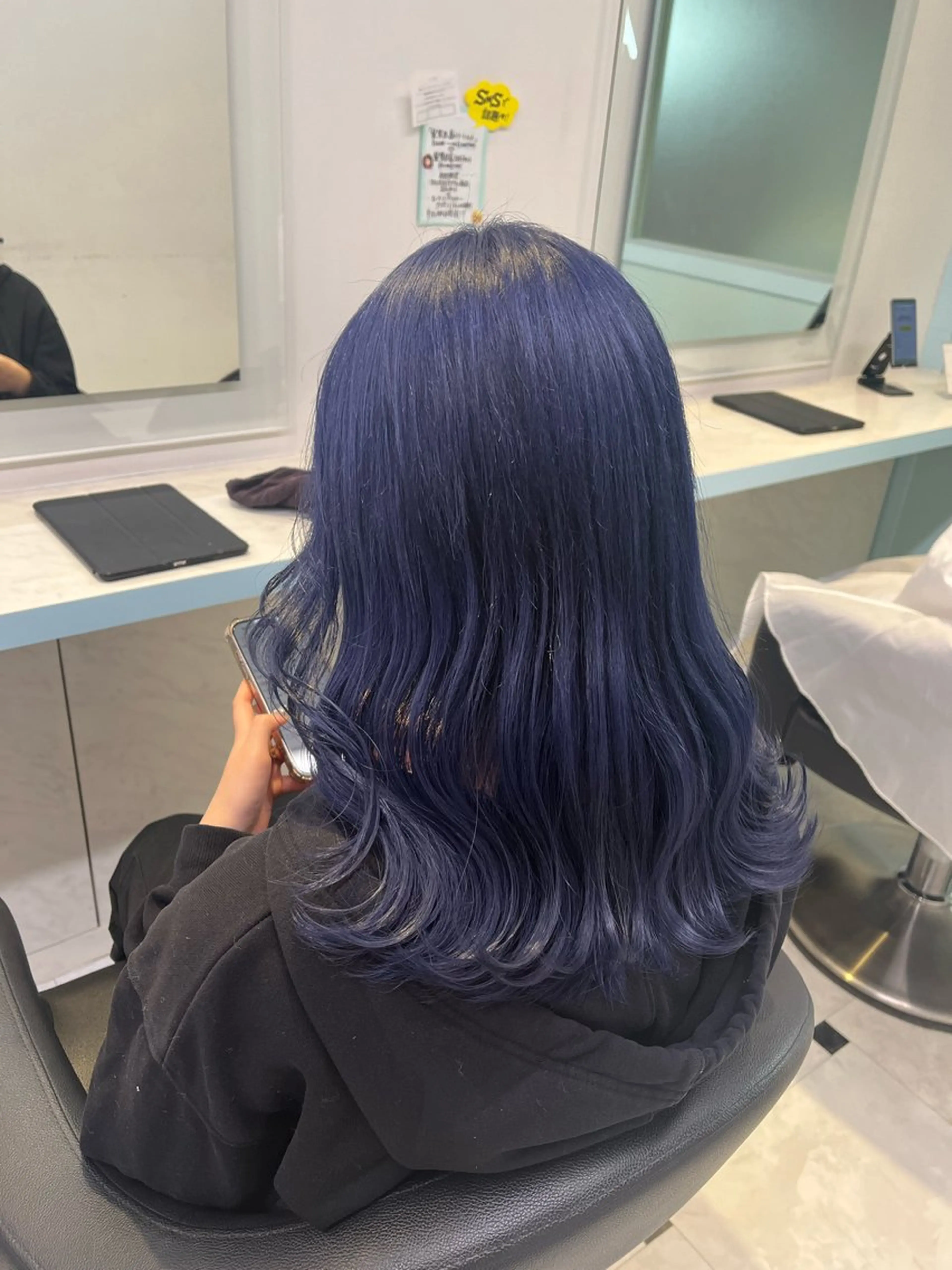 セミロング カラー ヘアカラー トリートメント ブリーチカラー 🩵MIZUKIのヘアスタイル