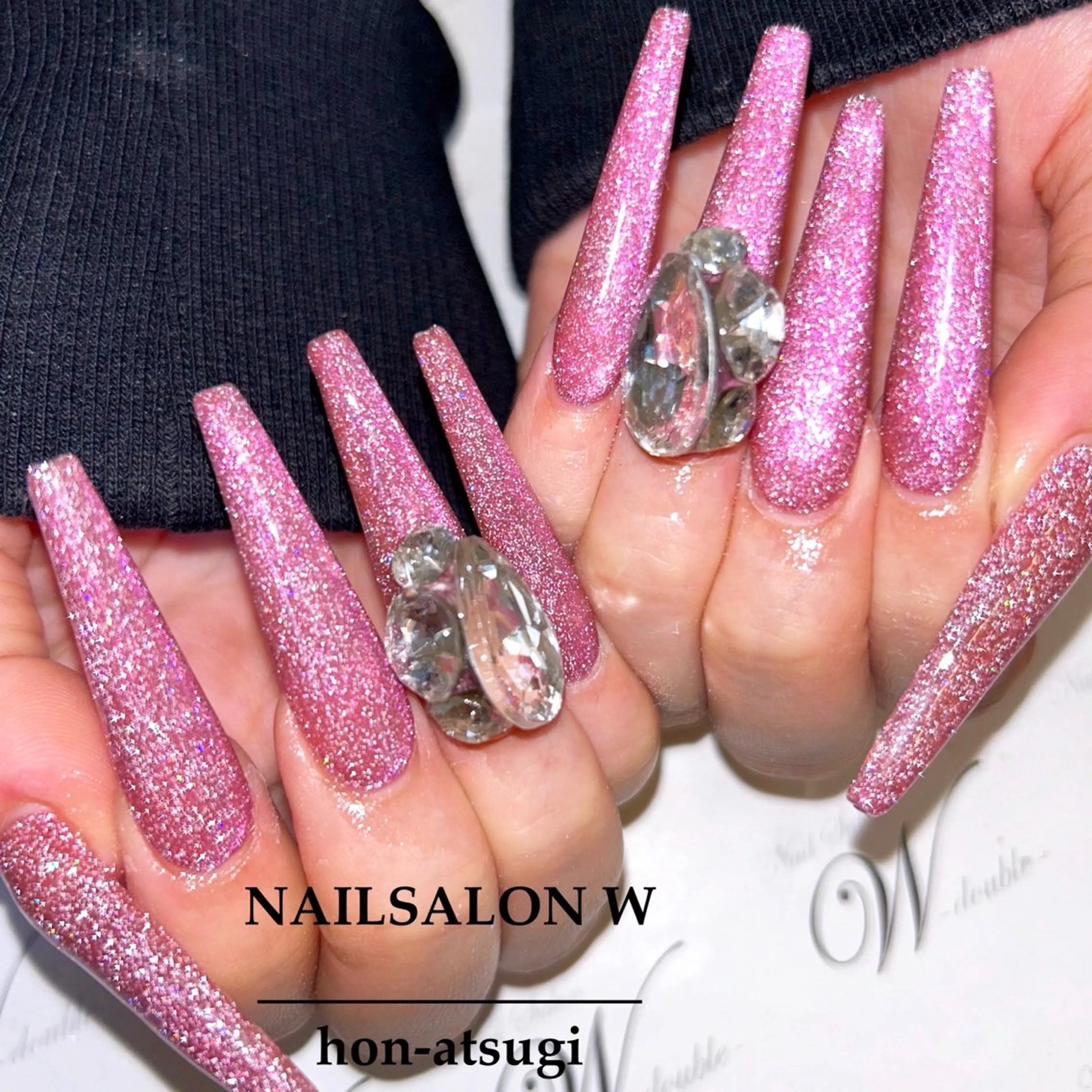 ロング ハンドネイル ネイルサロン ダブルのネイルデザイン