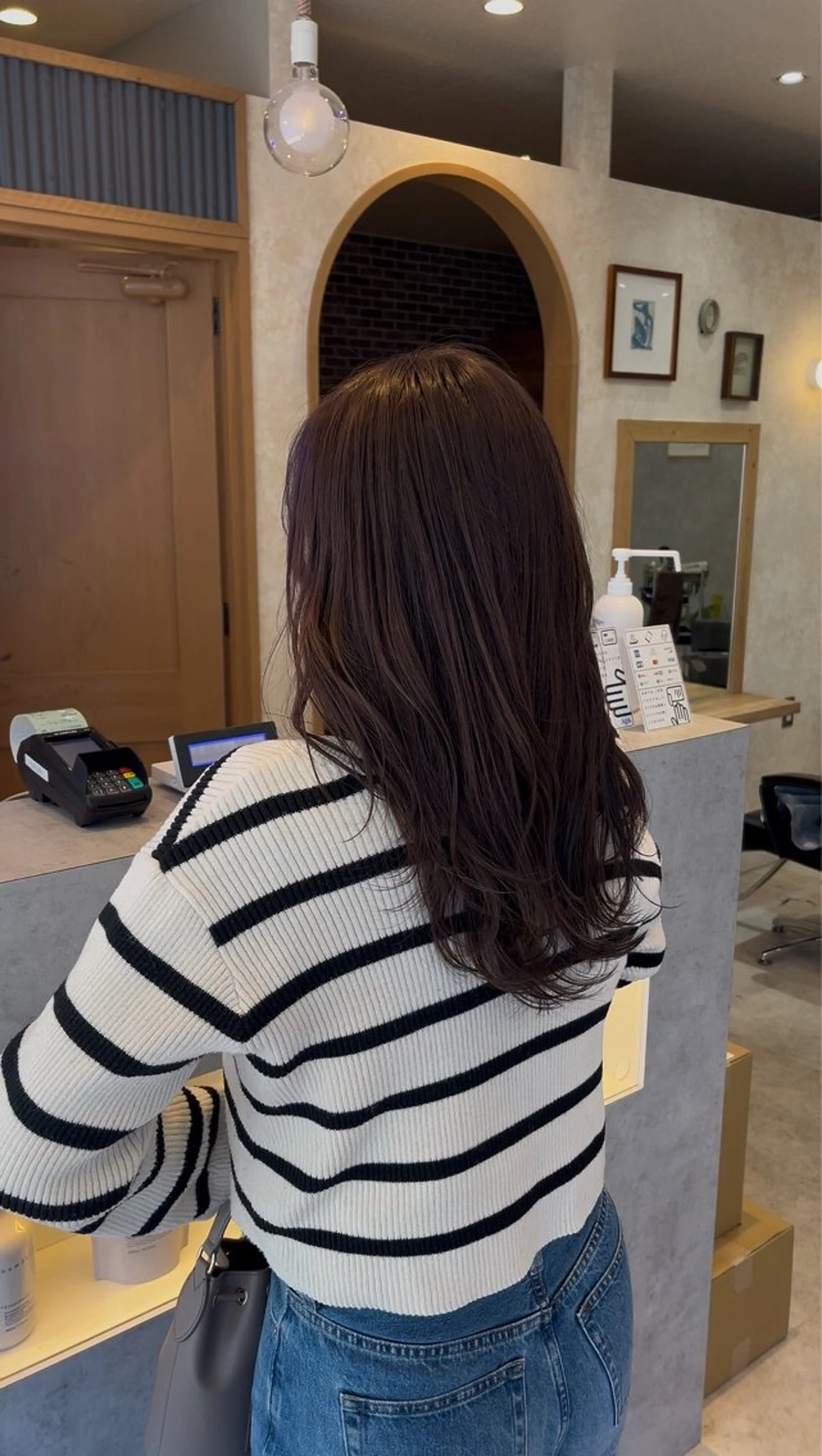 ミディアム ボブ くびれヘア 髪質改善 韓国風ヘア レイヤーカット nagi所属・横田直也／韓国風 レイヤーカット／千種のヘアスタイル