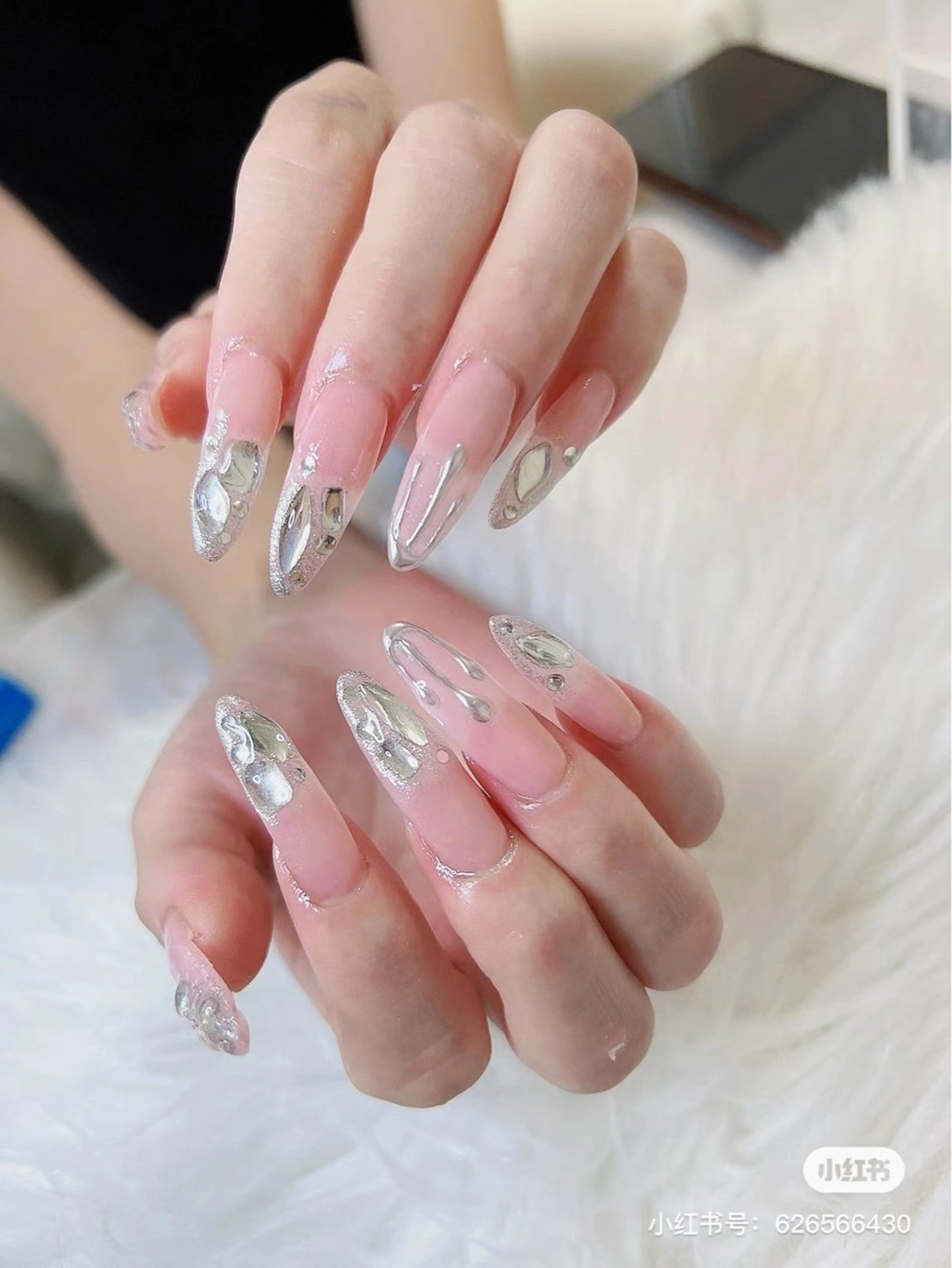 ネイル 菲菲ネイルサロン所属・FF フィフィネイルサロンのネイルデザイン