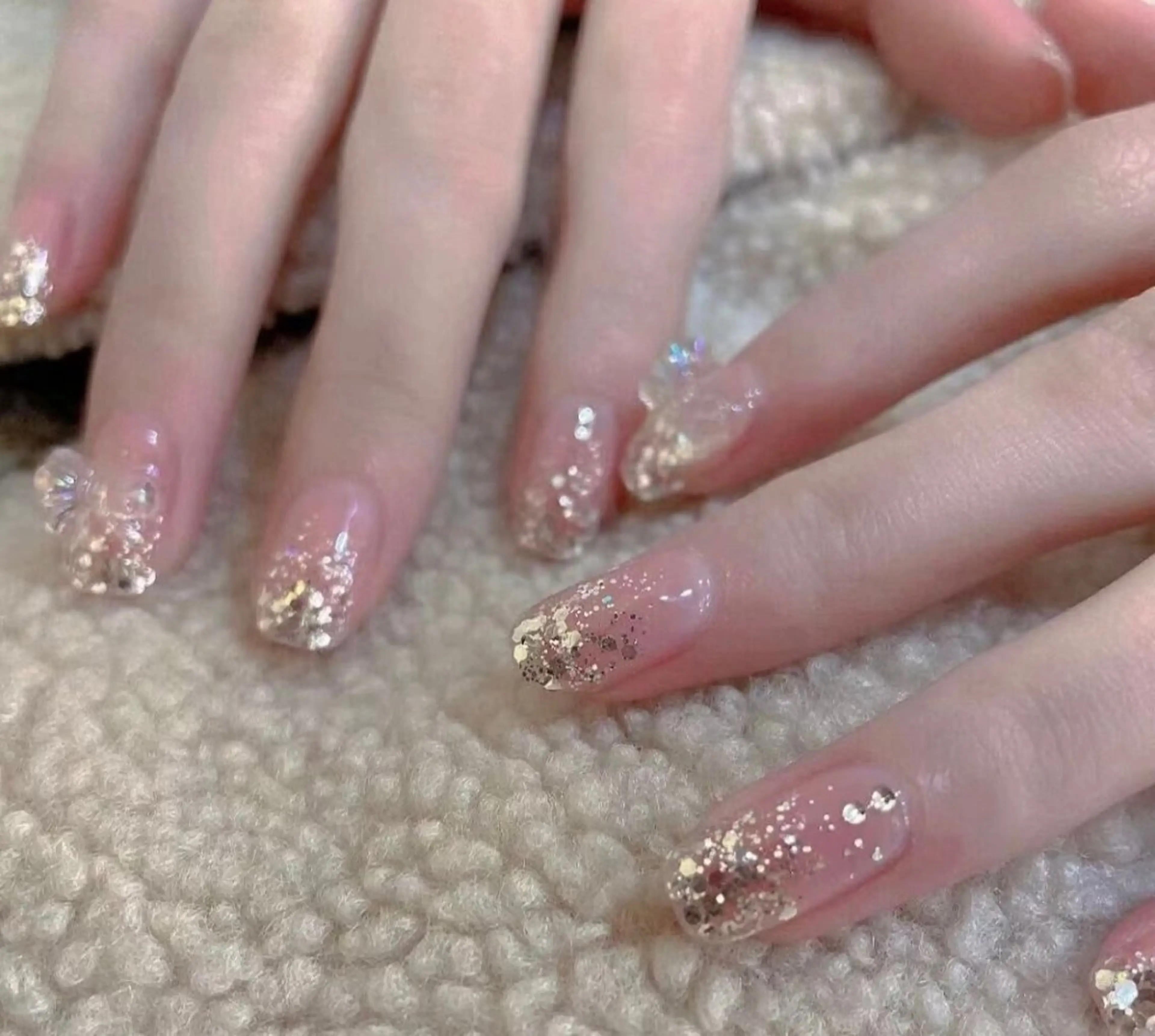 ネイル LEDアイラッシュ ∩_∩アオイのマツエク・マツパデザイン