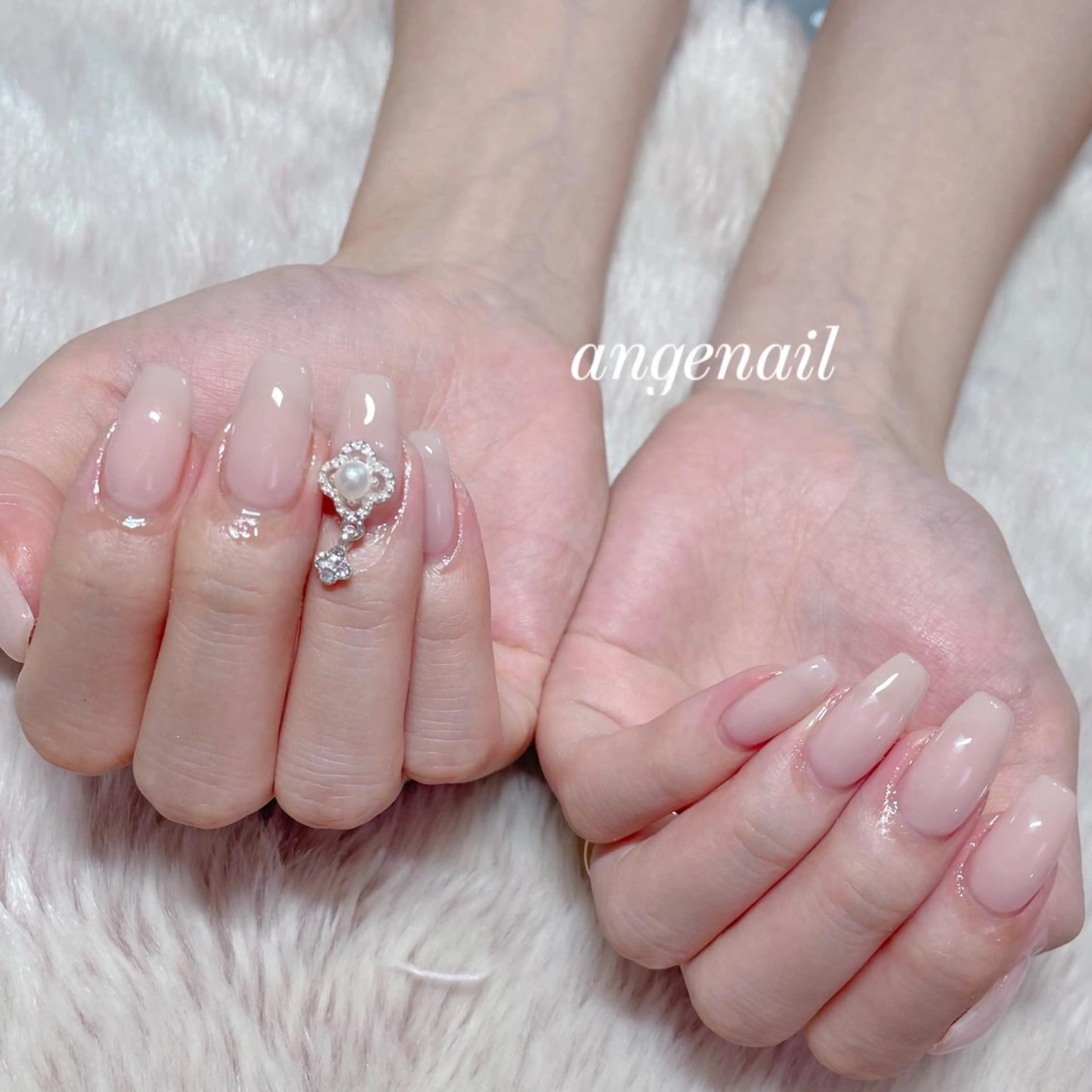 ネイル ハンドネイル オーナーネイリスト MAKIのネイルデザイン