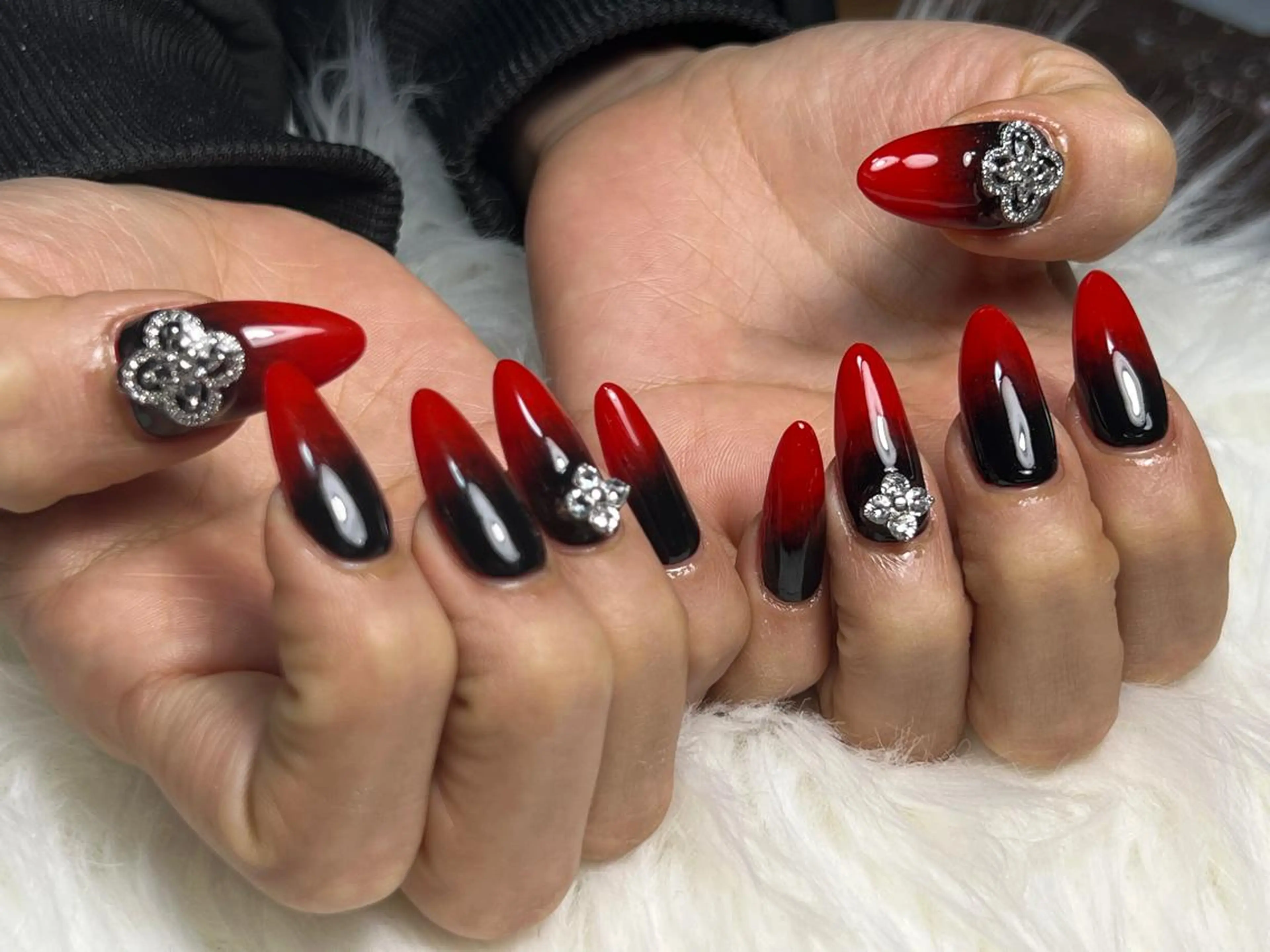 ネイル lucky nail 歌舞伎町のネイルデザイン