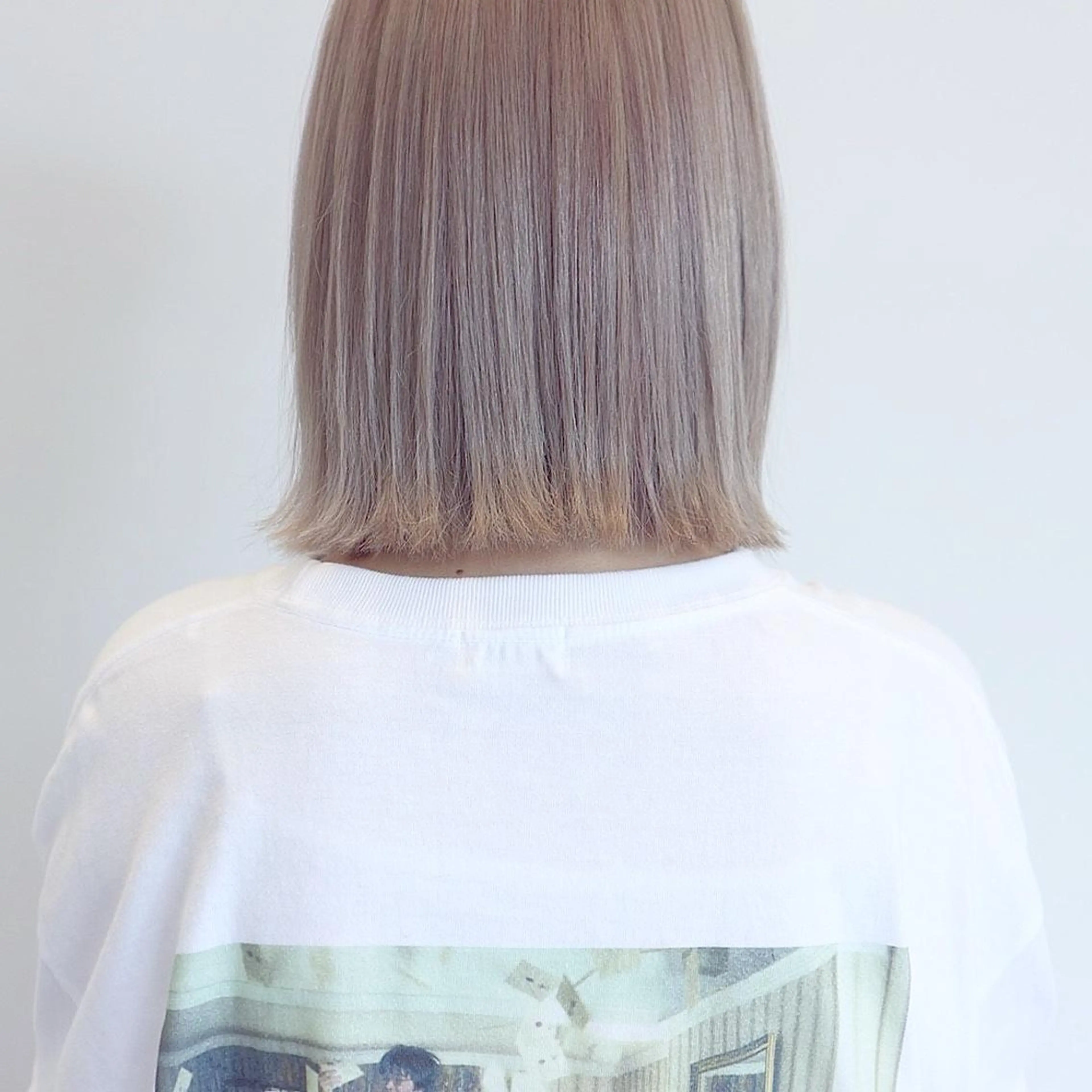 ショート カラー i.osaka所属・たつ/レイヤーカット 顔周り/髪質改善のヘアスタイル