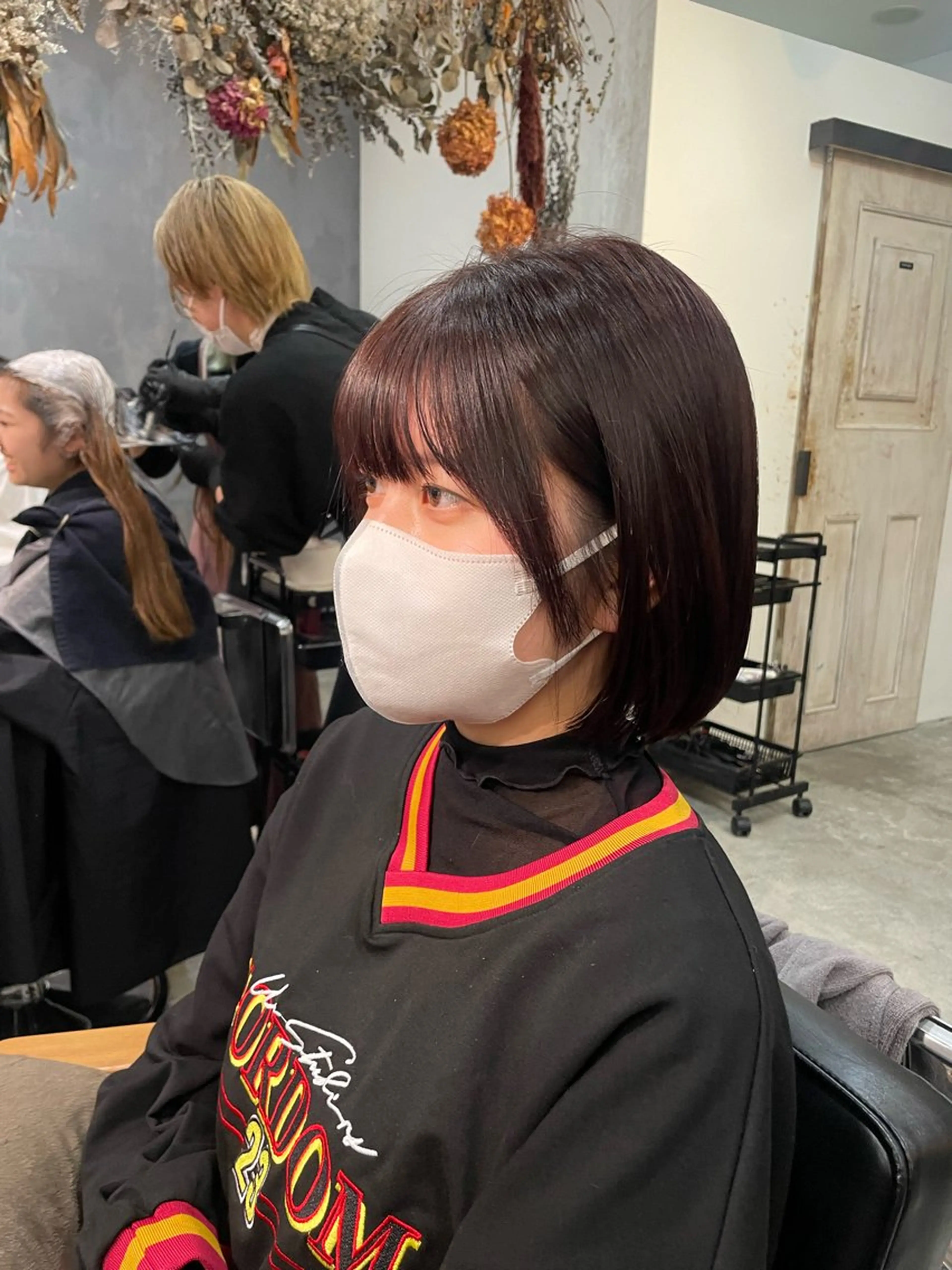 ショート 顔周りカット カット ヘアカラー 顔周りカット 🎀サヤカ🎀のヘアスタイル