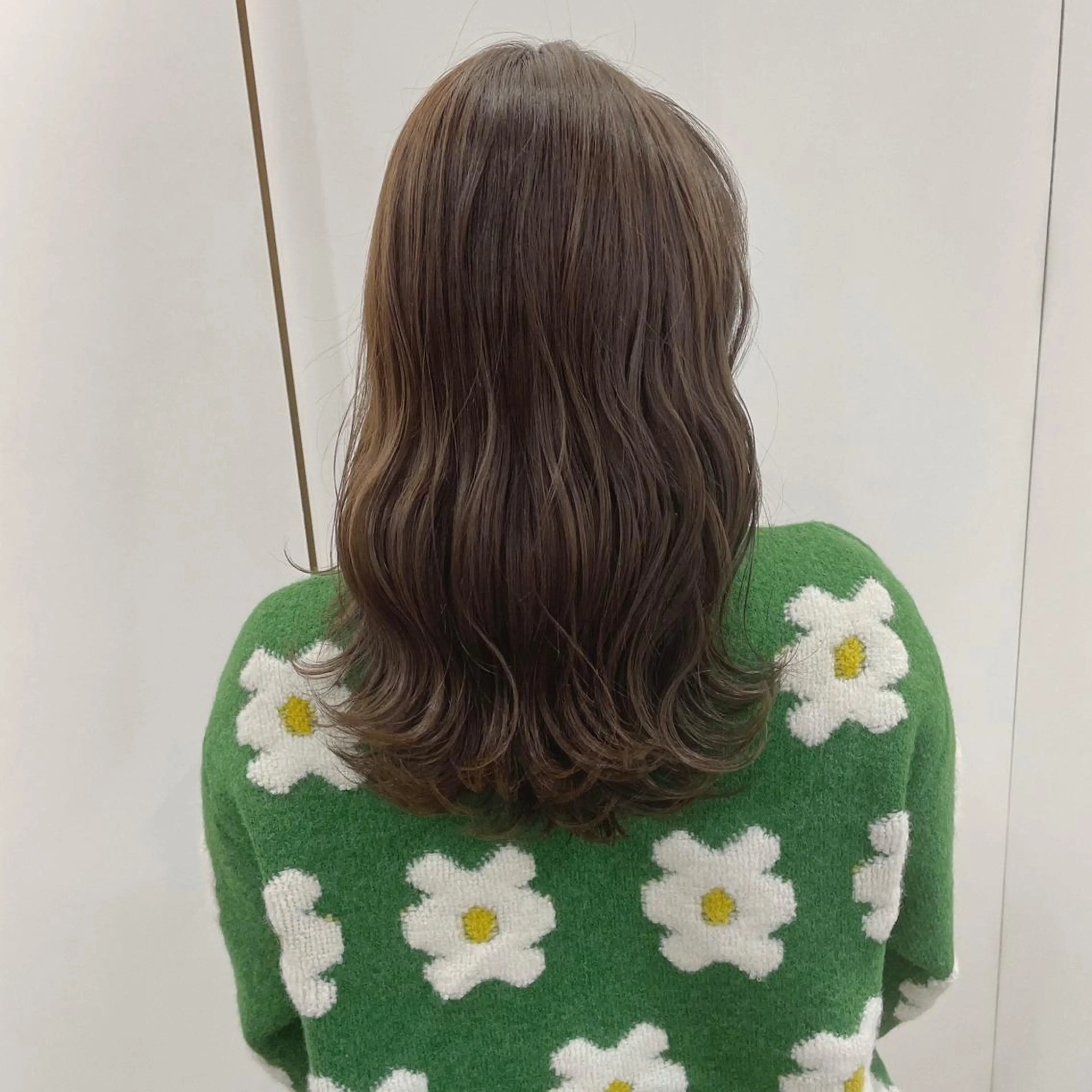 ミディアム カラー 冨木 雄斗のヘアスタイル